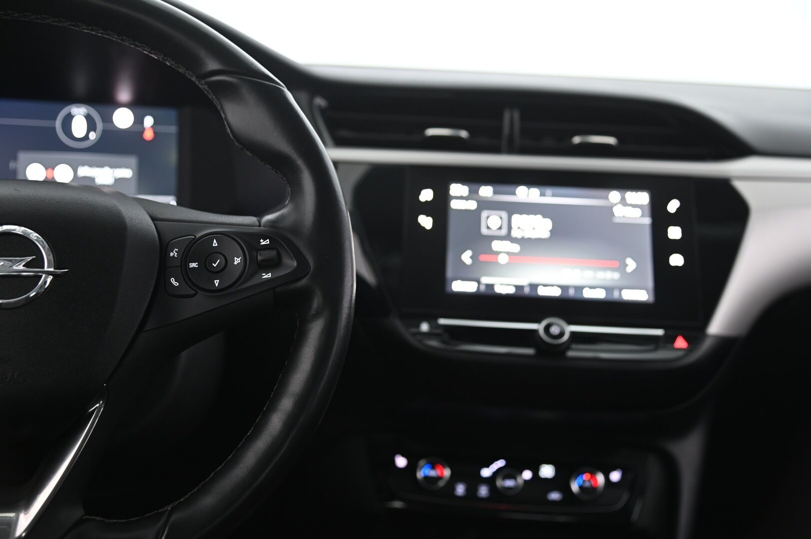 Opel Corsa-e 2023 5-ov Edition 136 automaatti - Vetokoukku / P-kamera / Ratinlämmitin / Apple carplay&Android auto 