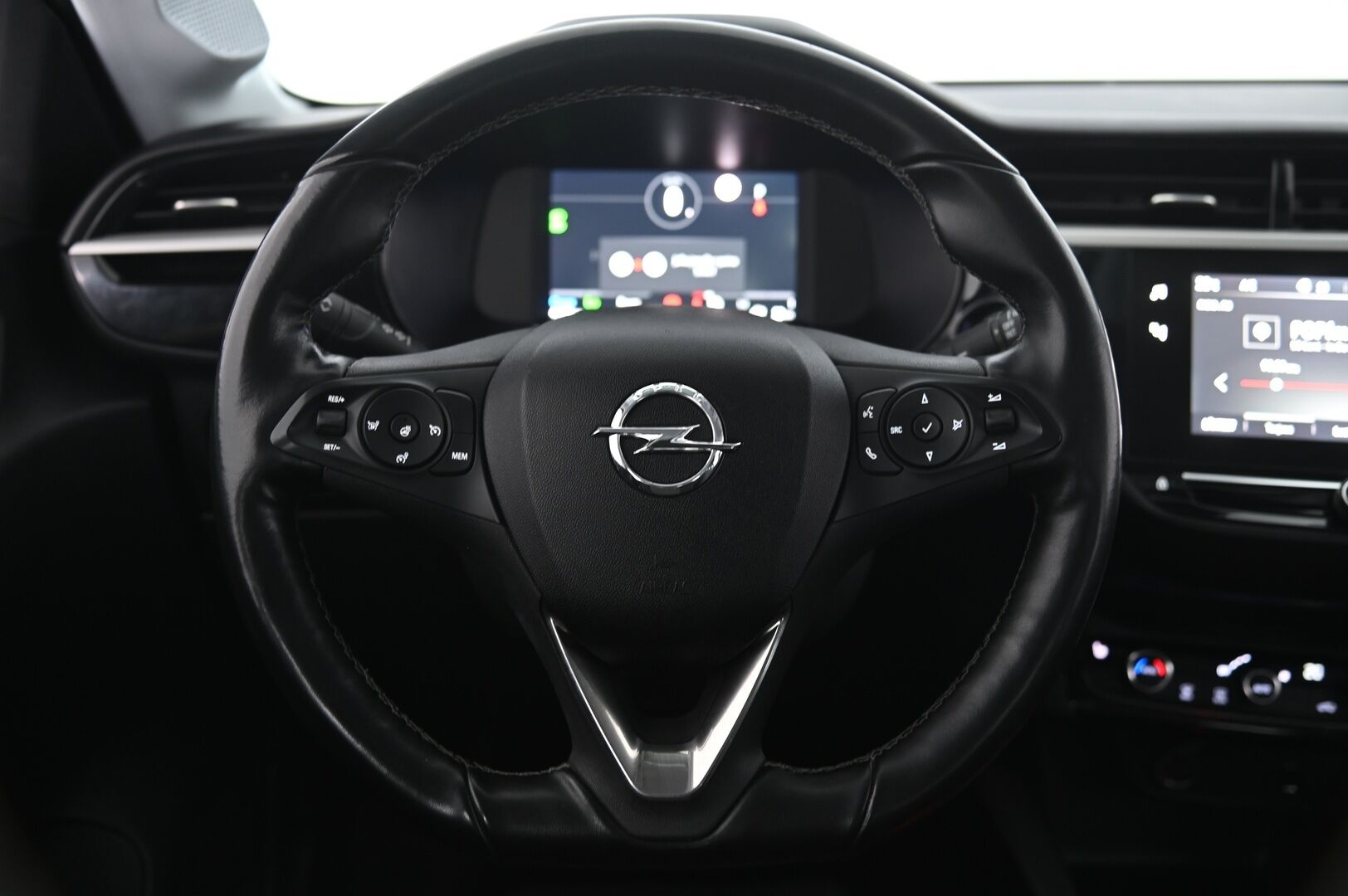 Opel Corsa-e 2023 5-ov Edition 136 automaatti - Vetokoukku / P-kamera / Ratinlämmitin / Apple carplay&Android auto 