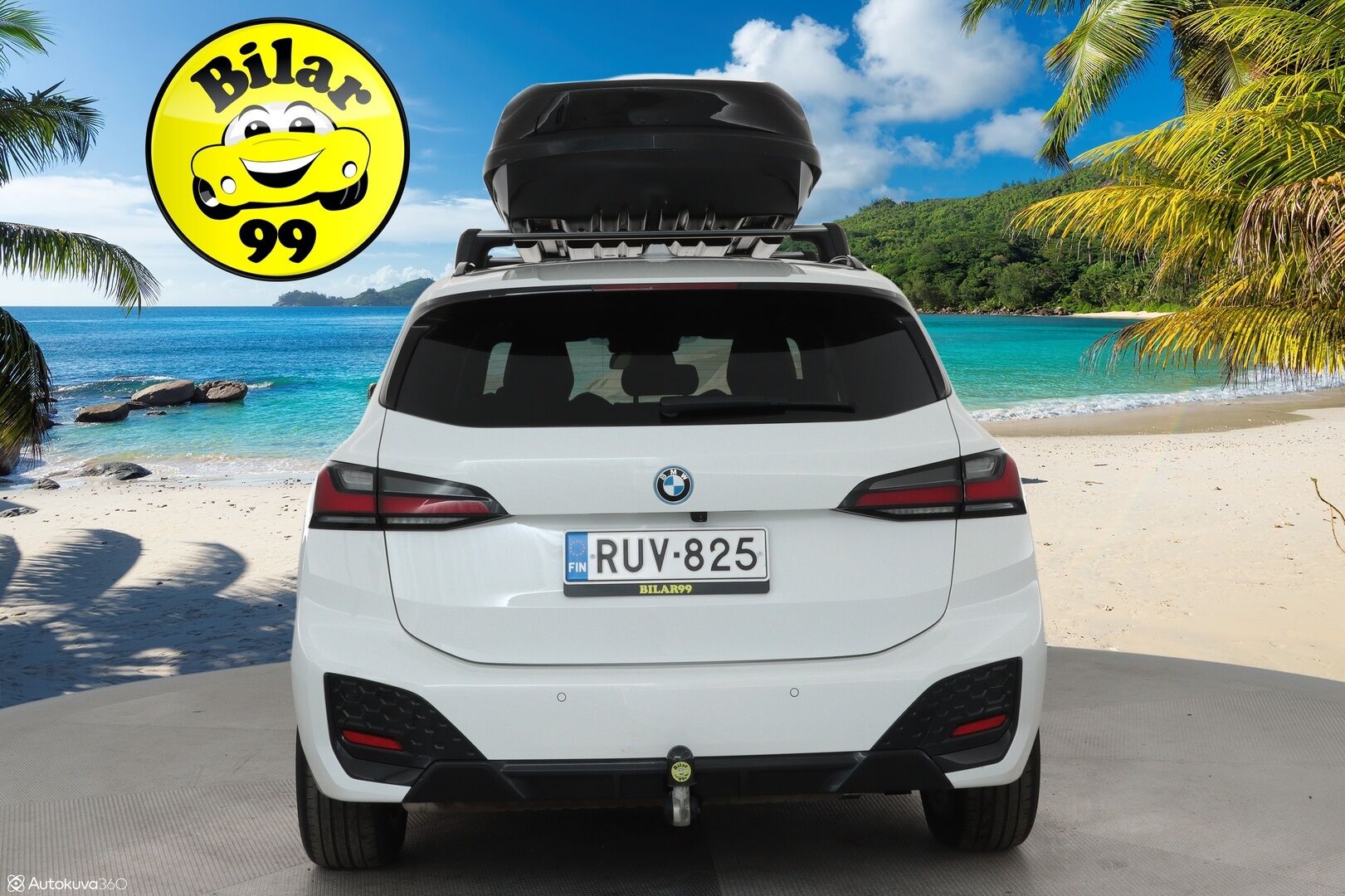 BMW 225 2023 U06 Active Tourer 225e xDrive Charged Edition M Sport **H&K / Panorama / Adapt. LED / Hierovat sporttipenkit / Koukku** - 3,99 % KORKOTARJOUS TÄHÄN AUTOON - Akku kuntotarkastettu! / 1-om. Suomi-auto / BMW Kattoboksi / Merkkihuollettu 