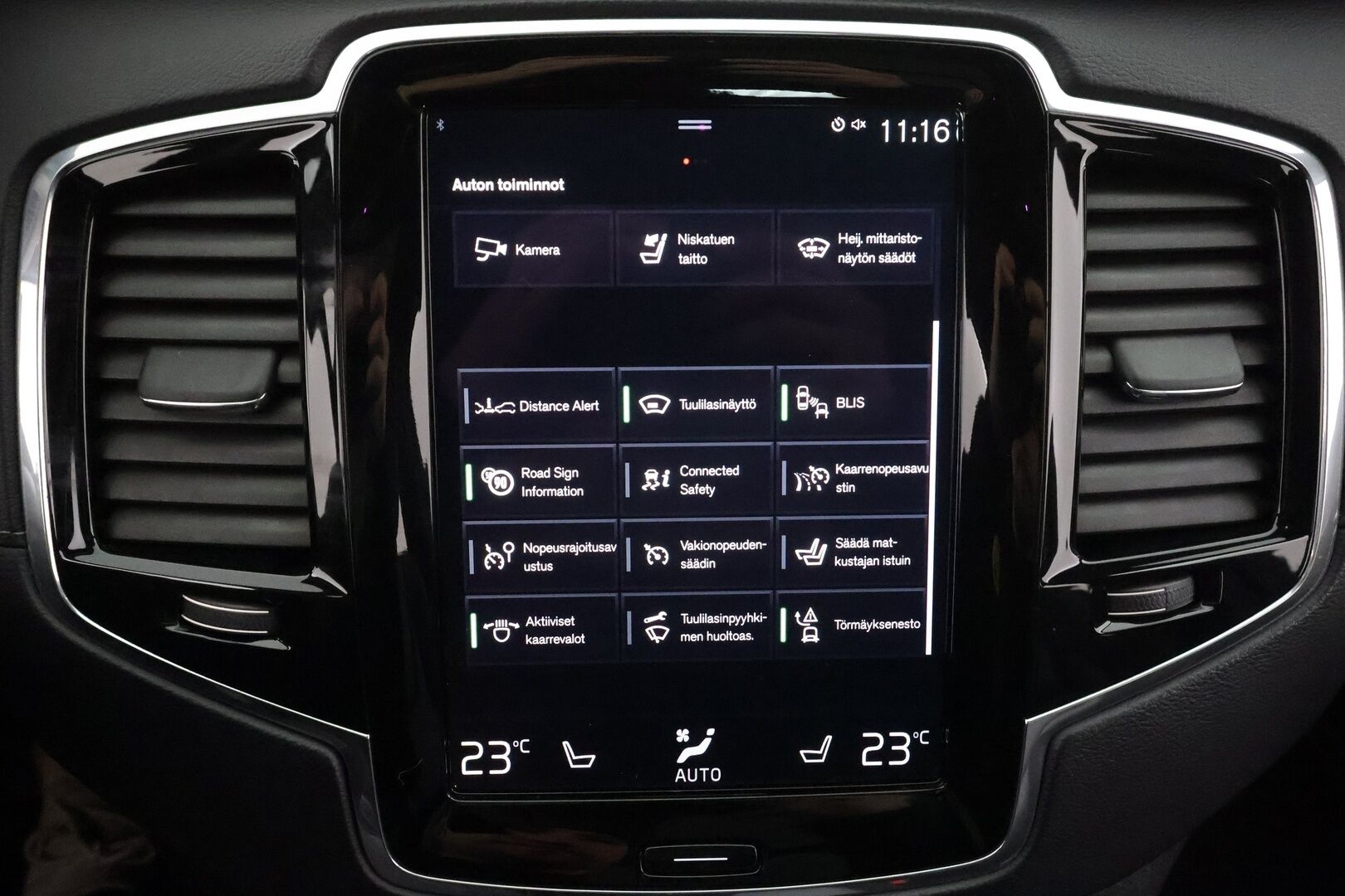 Volvo XC90 2020 T8 TwE AWD Inscription aut 7-P * ACC / HUD / Panorama / Ilma-alusta / Muistpenkit / Ilmastoidut nahat / Koukku / Full LED / 360° * - Webasto / Hierovat penkit / Kahdet renkaat aluvanteilla / Merkkihuollettu