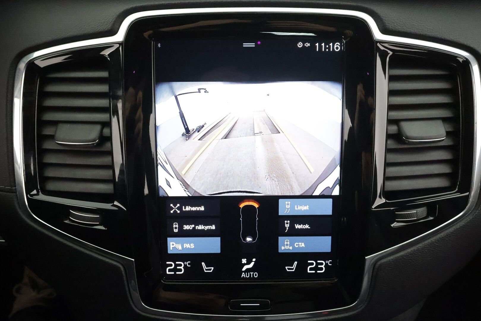 Volvo XC90 2020 T8 TwE AWD Inscription aut 7-P * ACC / HUD / Panorama / Ilma-alusta / Muistpenkit / Ilmastoidut nahat / Koukku / Full LED / 360° * - Webasto / Hierovat penkit / Kahdet renkaat aluvanteilla / Merkkihuollettu