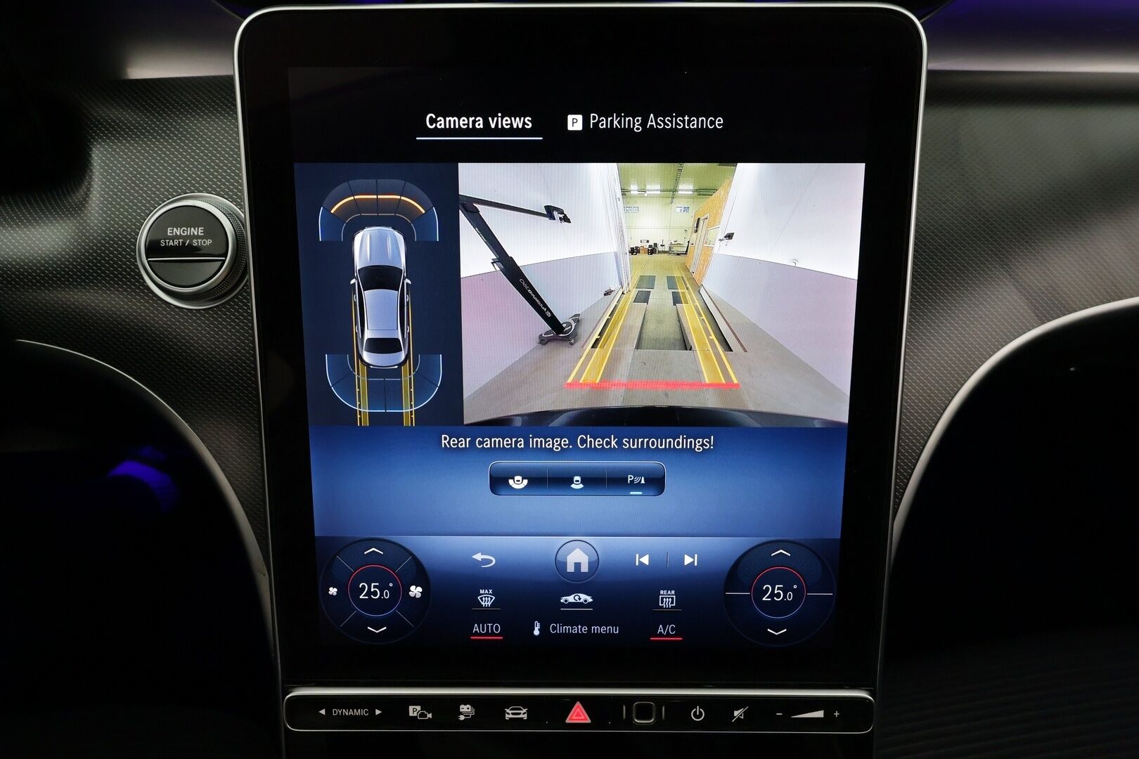 Mercedes-Benz C 2023 300 e A Business * Vakkari / Puolinahat / P.kamera / LED / Navi / Facelift * - 1.Om Suomi-auto / Kahdet renkaat aluvanteilla / Merkkihuollettu