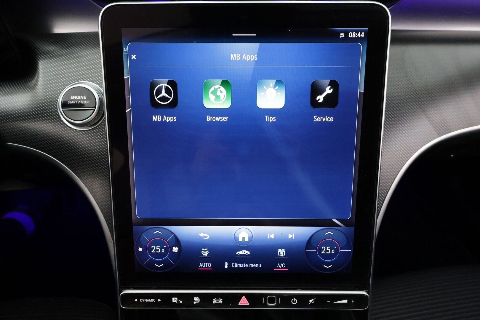 Mercedes-Benz C 2023 300 e A Business * Vakkari / Puolinahat / P.kamera / LED / Navi / Facelift * - 1.Om Suomi-auto / Kahdet renkaat aluvanteilla / Merkkihuollettu