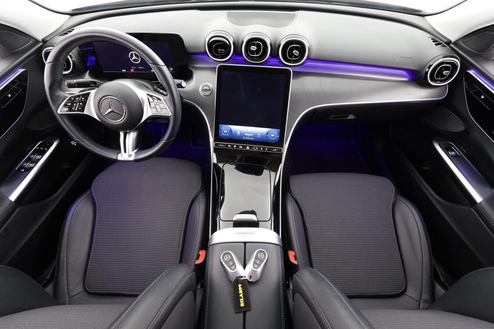 Mercedes-Benz C 2023 300 e A Business * Vakkari / Puolinahat / P.kamera / LED / Navi / Facelift * - 1.Om Suomi-auto / Kahdet renkaat aluvanteilla / Merkkihuollettu