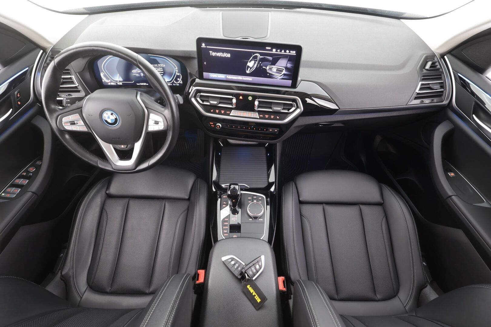 BMW X3 2023 G01 xDrive 30e A Charged Edition - ACC | Lisälämmitin | Vetokoukku | Hifit | LED | Comfort access | Sporttinahat | P.kamera | 1.Om Suomi-auto | Kahdet Renkaat | Merkkihuollettu |