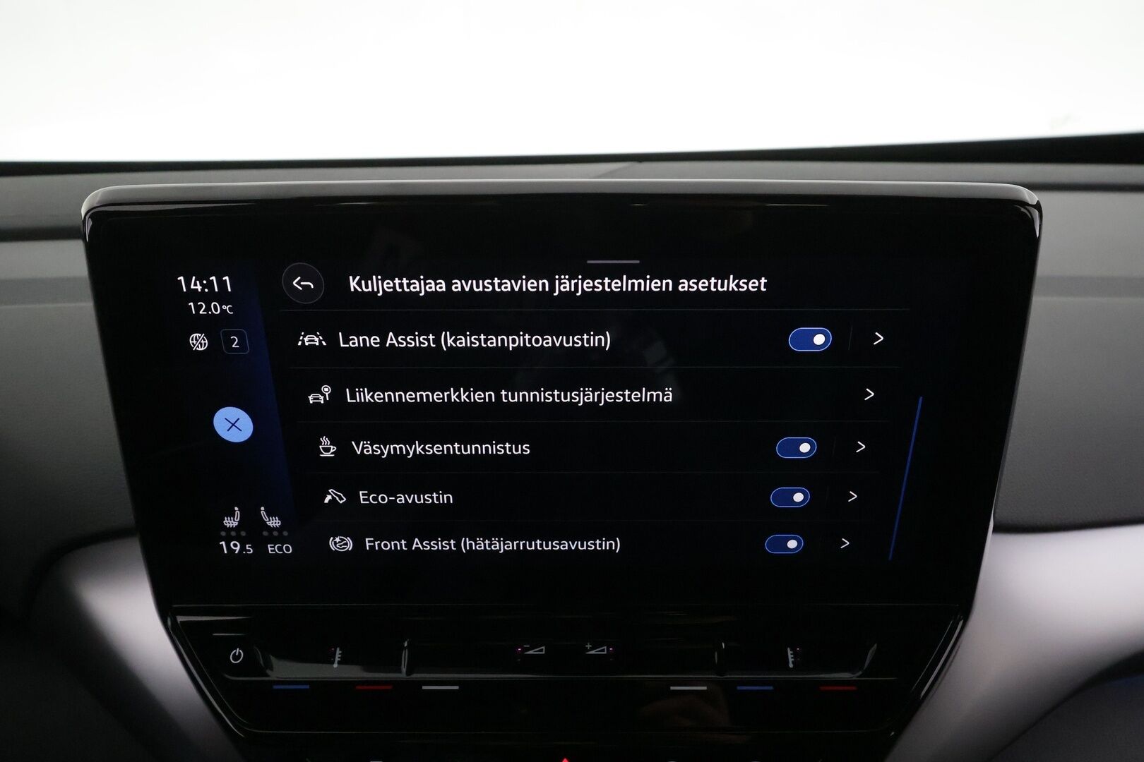 Volkswagen ID.4 2023 Pro 128 kW, akku 77 kWh * ACC / ILP / P.kamera / Koukku / Keyless / LED / Apple&Android * - 1.Om suomi-auto / Akku kuntotarkastettu SoH 95,1% / Kahdet Renkaat / Merkkihuollettu