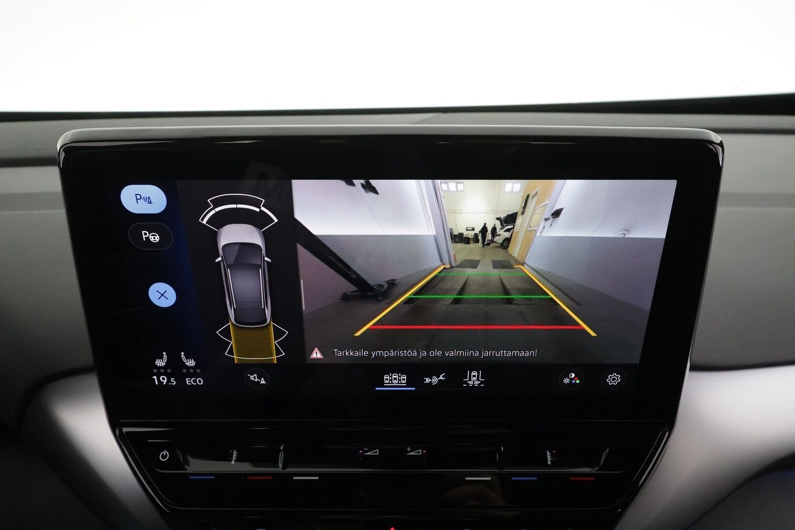 Volkswagen ID.4 2023 Pro 128 kW, akku 77 kWh * ACC / ILP / P.kamera / Koukku / Keyless / LED / Apple&Android * - 1.Om suomi-auto / Akku kuntotarkastettu SoH 95,1% / Kahdet Renkaat / Merkkihuollettu