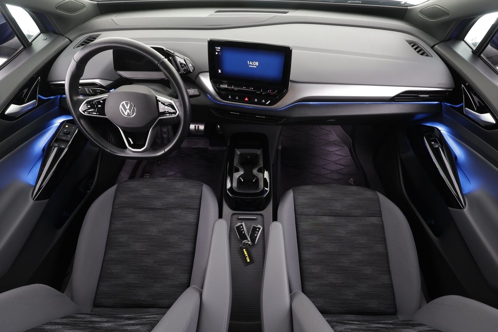 Volkswagen ID.4 2023 Pro 128 kW, akku 77 kWh * ACC / ILP / P.kamera / Koukku / Keyless / LED / Apple&Android * - 1.Om suomi-auto / Akku kuntotarkastettu SoH 95,1% / Kahdet Renkaat / Merkkihuollettu