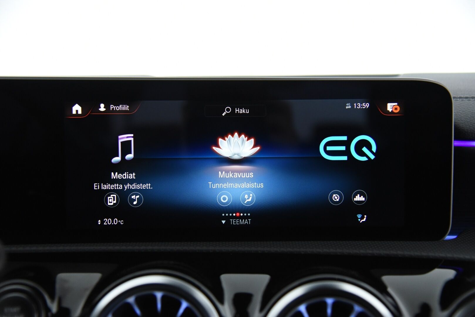 Mercedes-Benz A 2020 250 e A AMG Exclusive EQ Power / Multibeam / Ilmastoidut Nahat / 360° / Keyless / BLIS / Apple & Android - 3,99 % KORKOTARJOUS TÄHÄN AUTOON - Distronic Pro / Burmester / Widescreen / CCS-lataus / Night -paketti / Merkkihuollettu / Huippuvarusteet!