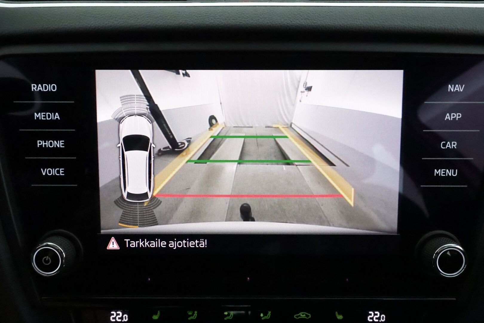 Skoda Octavia 2020 Combi 2,0 TDI 184 4x4 Scout DSG Autom. **Webasto / Koukku / Adapt.Vakkari / LED-valot / P.Kamera / Navi / Keyless** - Kahdet Renkaat 