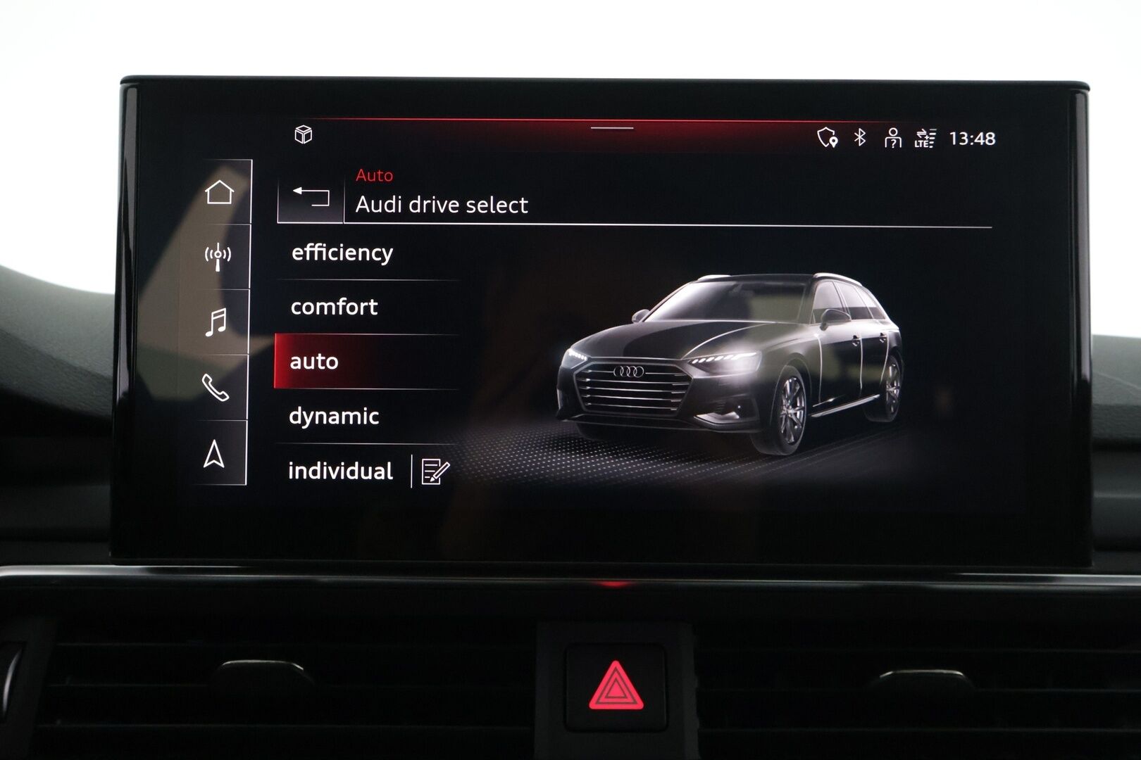 Audi A4 2023 A4 Avant Progress Plus 40 TFSI 150 kW MHEV quattro S tronic *Matrix / Hierovat etuistuimet / Webasto / Koukku / Sportti penkit* - 3,99 % KORKOTARJOUS TÄHÄN AUTOON - 31.5. ASTI! - *Juuri saapunut / Todella vähän ajettu / Viimeisin huolto 02/2025*