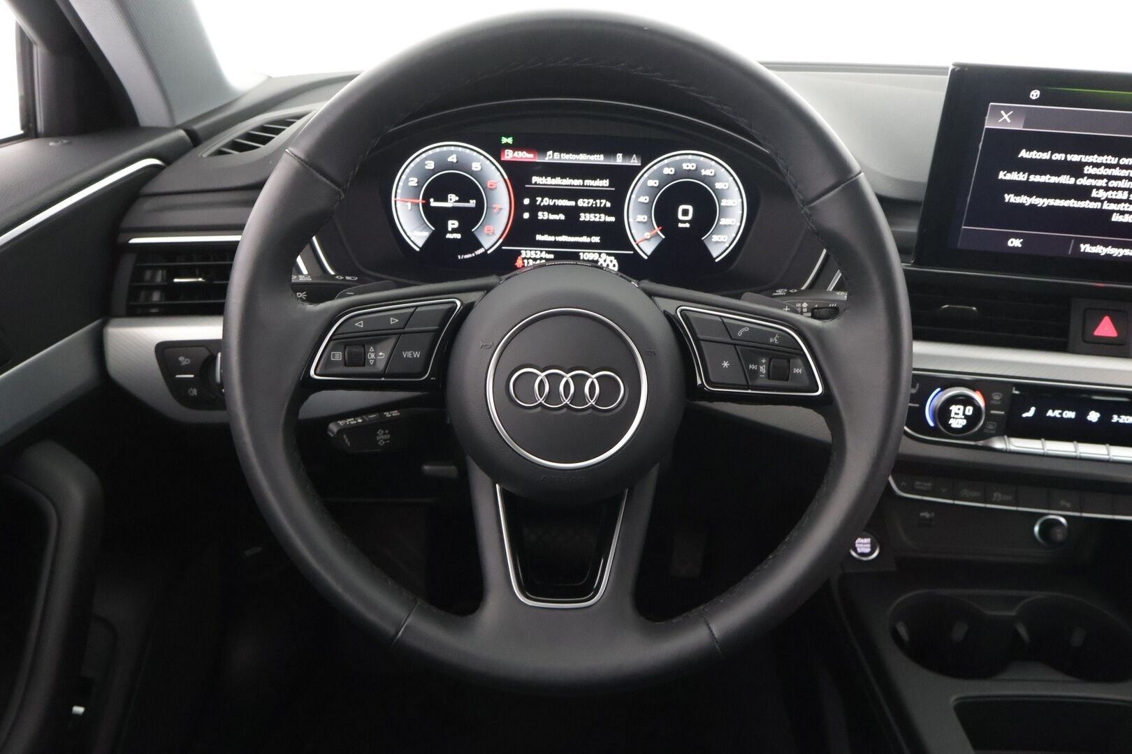 Audi A4 2023 A4 Avant Progress Plus 40 TFSI 150 kW MHEV quattro S tronic *Matrix / Hierovat etuistuimet / Webasto / Koukku / Sportti penkit* - 3,99 % KORKOTARJOUS TÄHÄN AUTOON - 31.5. ASTI! - *Juuri saapunut / Todella vähän ajettu / Viimeisin huolto 02/2025*