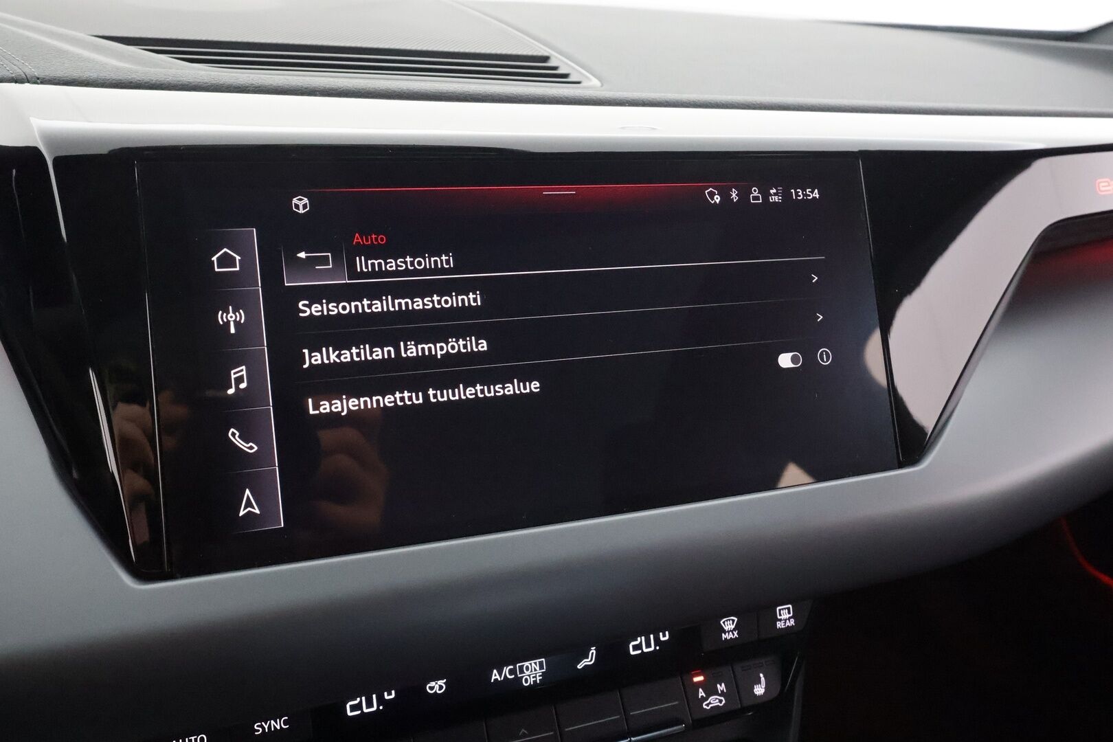 Audi e-tron GT 2023 60 quattro * ACC / B&O / Ilma-alusta / P.kamera / Matrix LED / ILP / Lasikatto / Keyless / Sähköpenkit * - 1.Om Suomi-auto / Akku kuntotarkastettu / Merkkihuollettu