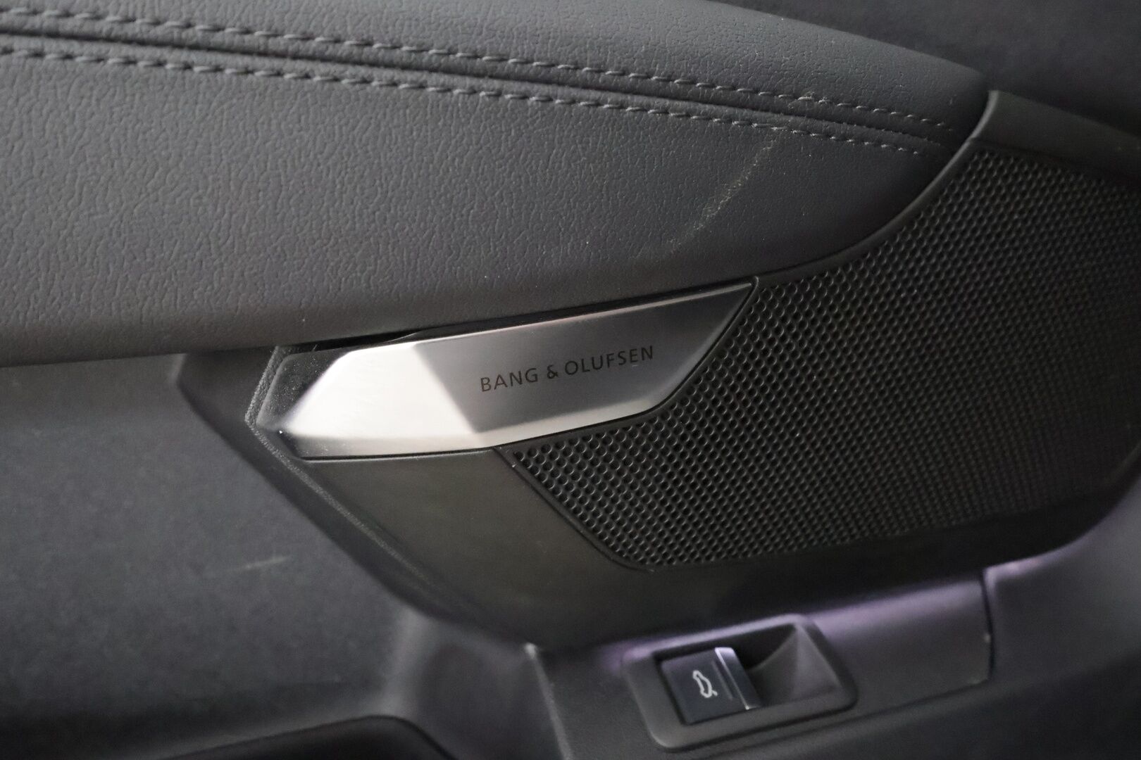 Audi e-tron GT 2023 60 quattro * ACC / B&O / Ilma-alusta / P.kamera / Matrix LED / ILP / Lasikatto / Keyless / Sähköpenkit * - 1.Om Suomi-auto / Akku kuntotarkastettu / Merkkihuollettu