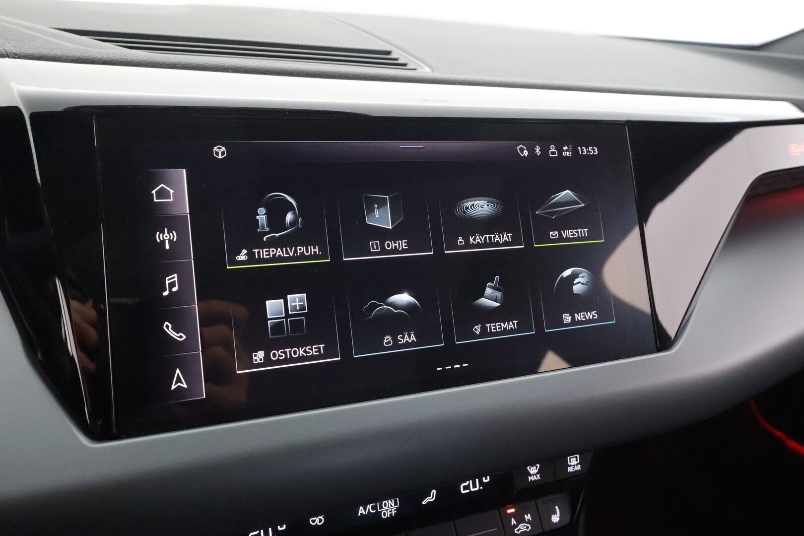 Audi e-tron GT 2023 60 quattro * ACC / B&O / Ilma-alusta / P.kamera / Matrix LED / ILP / Lasikatto / Keyless / Sähköpenkit * - 1.Om Suomi-auto / Akku kuntotarkastettu / Merkkihuollettu