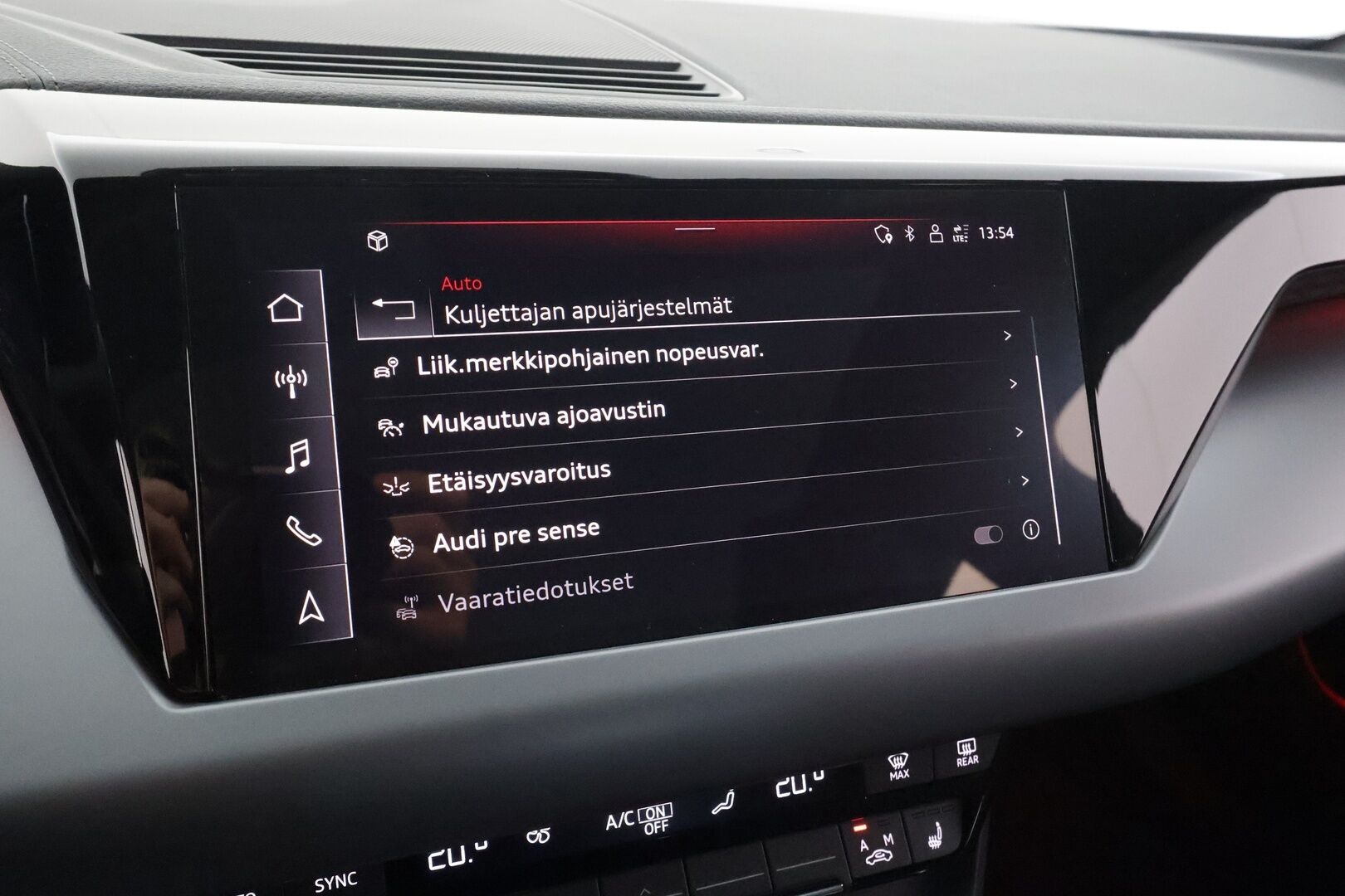 Audi e-tron GT 2023 60 quattro * ACC / B&O / Ilma-alusta / P.kamera / Matrix LED / ILP / Lasikatto / Keyless / Sähköpenkit * - 1.Om Suomi-auto / Akku kuntotarkastettu / Merkkihuollettu