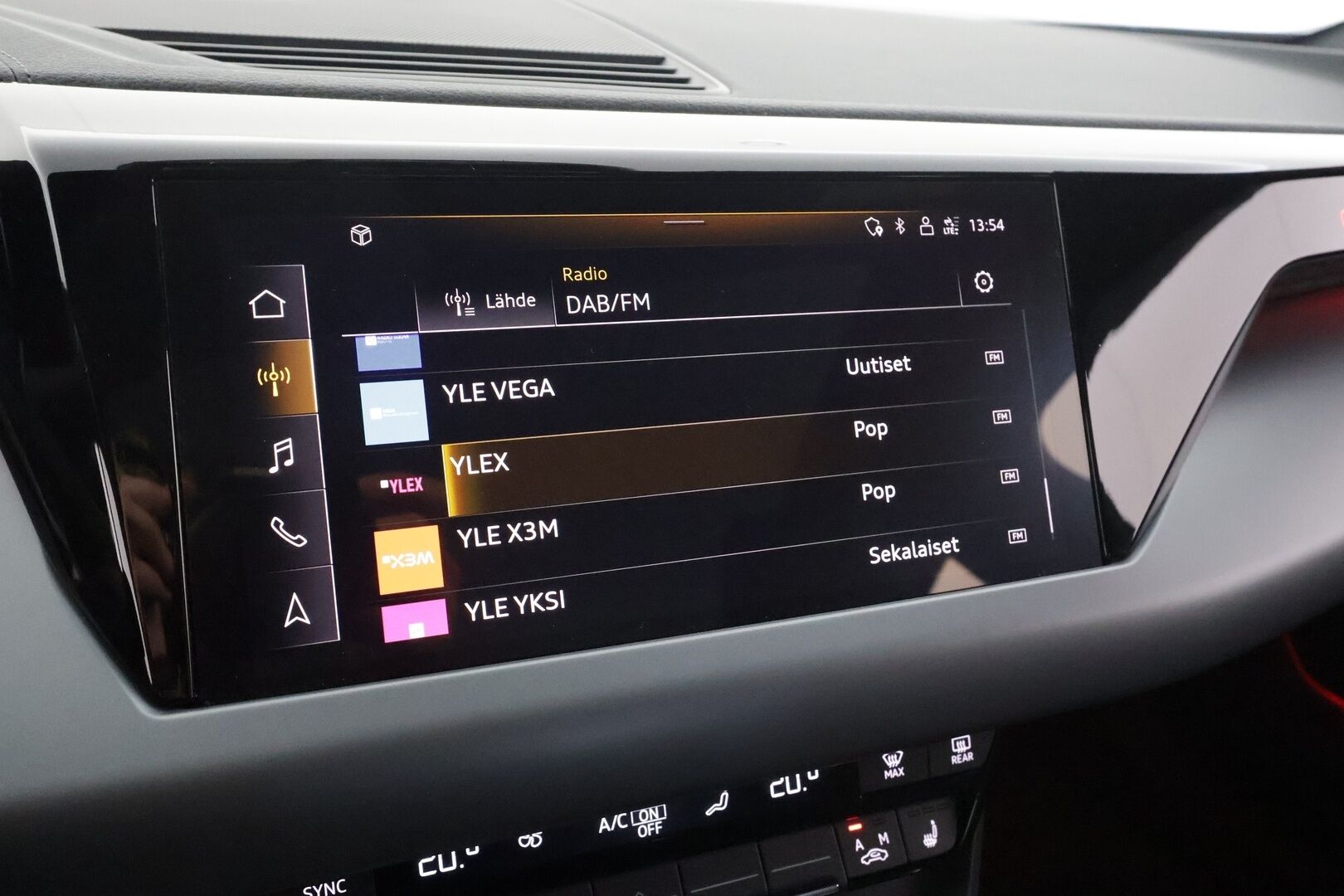 Audi e-tron GT 2023 60 quattro * ACC / B&O / Ilma-alusta / P.kamera / Matrix LED / ILP / Lasikatto / Keyless / Sähköpenkit * - 1.Om Suomi-auto / Akku kuntotarkastettu / Merkkihuollettu