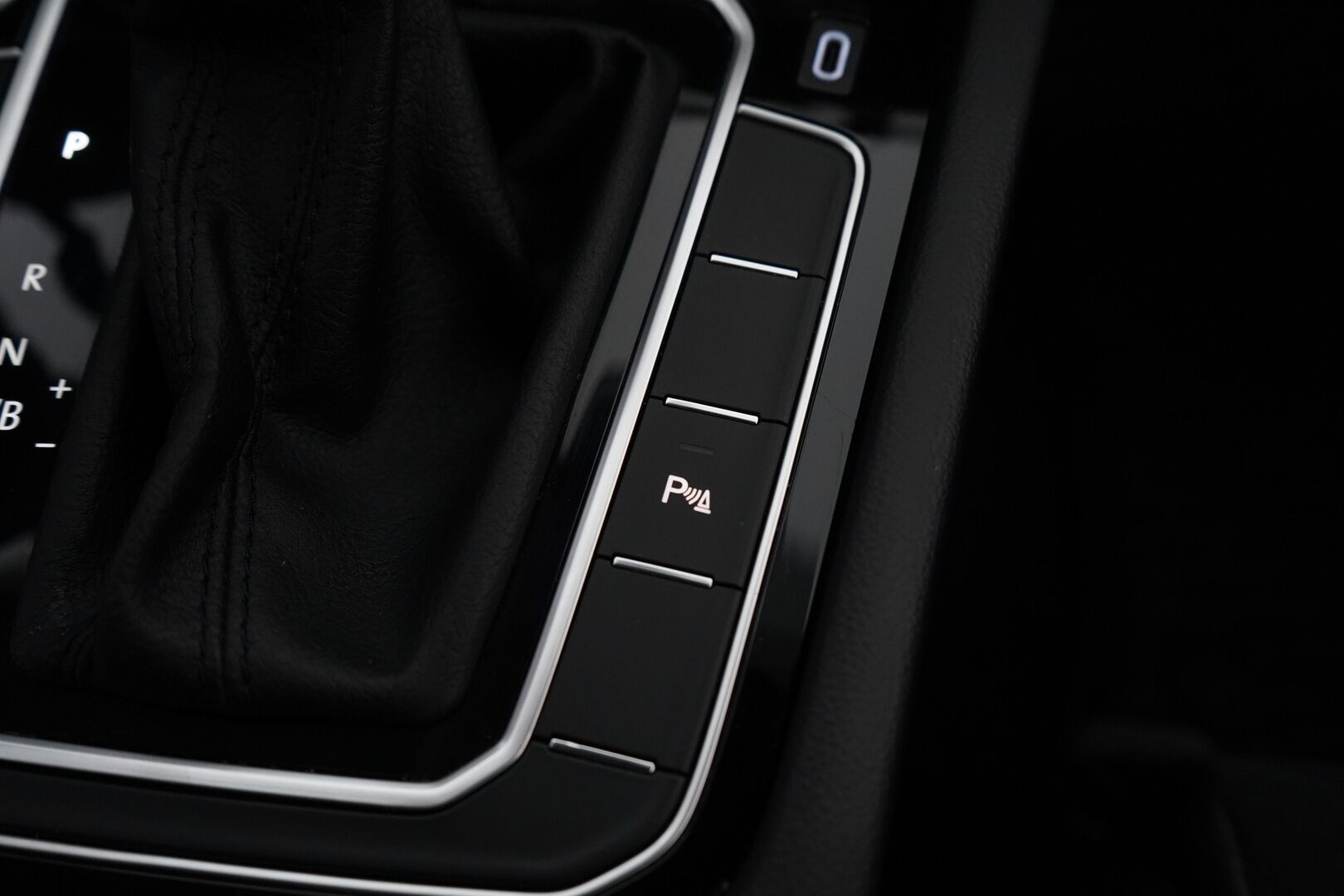 VOLKSWAGEN PASSAT 2020 Variant GTE Plug-In Hybrid 160 kW (218 hv) DSG-automaatti *ACC / Kamera / S.Vetokoukku / Webasto / Keyless* - Kahdet renkaat alumiinivantein / Viimeisin huolto 172tkm / Molemmat laturit