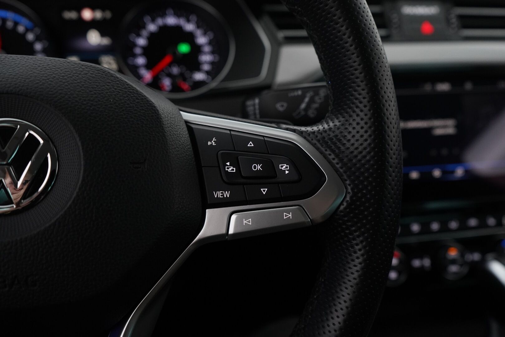 VOLKSWAGEN PASSAT 2020 Variant GTE Plug-In Hybrid 160 kW (218 hv) DSG-automaatti *ACC / Kamera / S.Vetokoukku / Webasto / Keyless* - Kahdet renkaat alumiinivantein / Viimeisin huolto 172tkm / Molemmat laturit