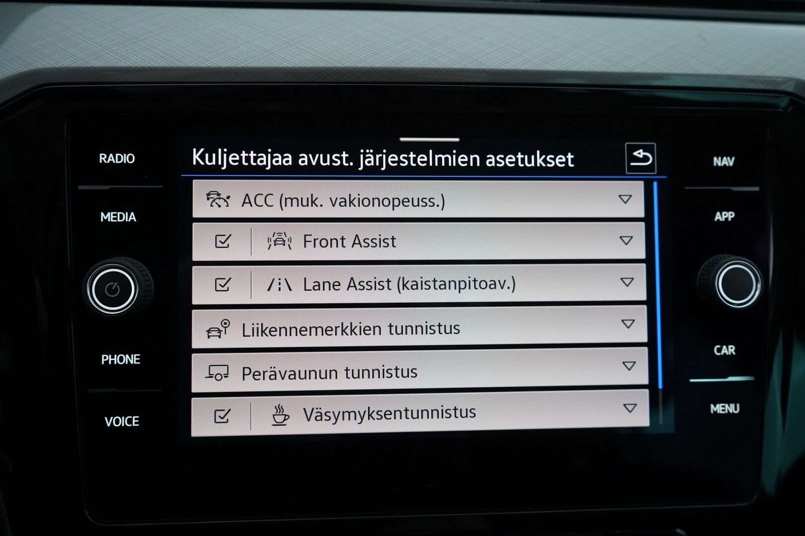 VOLKSWAGEN PASSAT 2020 Variant GTE Plug-In Hybrid 160 kW (218 hv) DSG-automaatti *ACC / Kamera / S.Vetokoukku / Webasto / Keyless* - Kahdet renkaat alumiinivantein / Viimeisin huolto 172tkm / Molemmat laturit