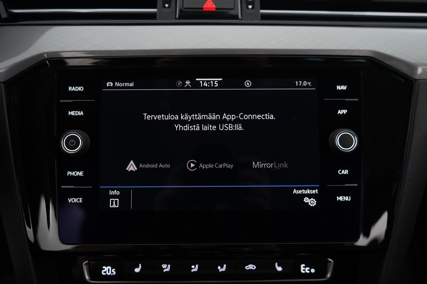VOLKSWAGEN PASSAT 2020 Variant GTE Plug-In Hybrid 160 kW (218 hv) DSG-automaatti *ACC / Kamera / S.Vetokoukku / Webasto / Keyless* - Kahdet renkaat alumiinivantein / Viimeisin huolto 172tkm / Molemmat laturit