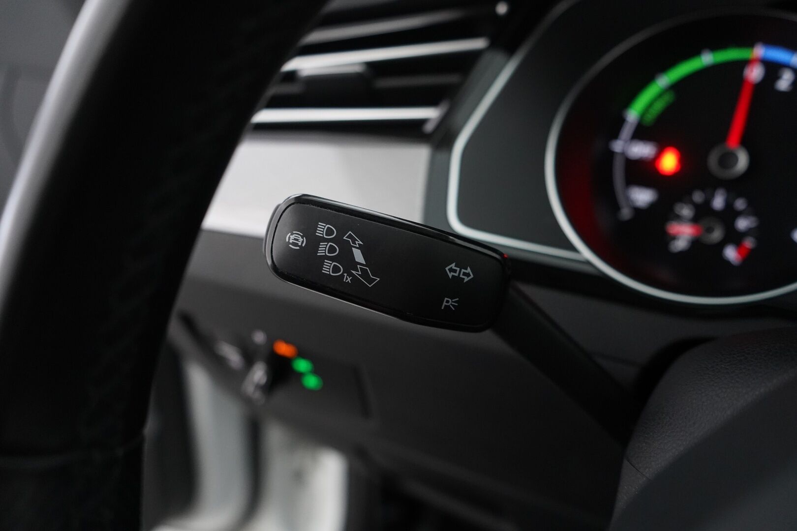 VOLKSWAGEN PASSAT 2020 Variant GTE Plug-In Hybrid 160 kW (218 hv) DSG-automaatti *ACC / Kamera / S.Vetokoukku / Webasto / Keyless* - Kahdet renkaat alumiinivantein / Viimeisin huolto 172tkm / Molemmat laturit