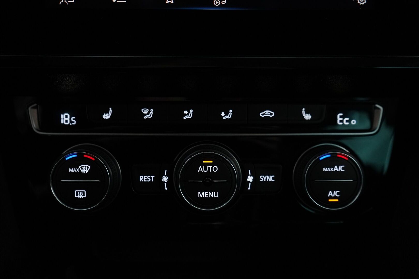 VOLKSWAGEN PASSAT 2020 Variant GTE Plug-In Hybrid 160 kW (218 hv) DSG-automaatti *ACC / Kamera / S.Vetokoukku / Webasto / Keyless* - Kahdet renkaat alumiinivantein / Viimeisin huolto 172tkm / Molemmat laturit