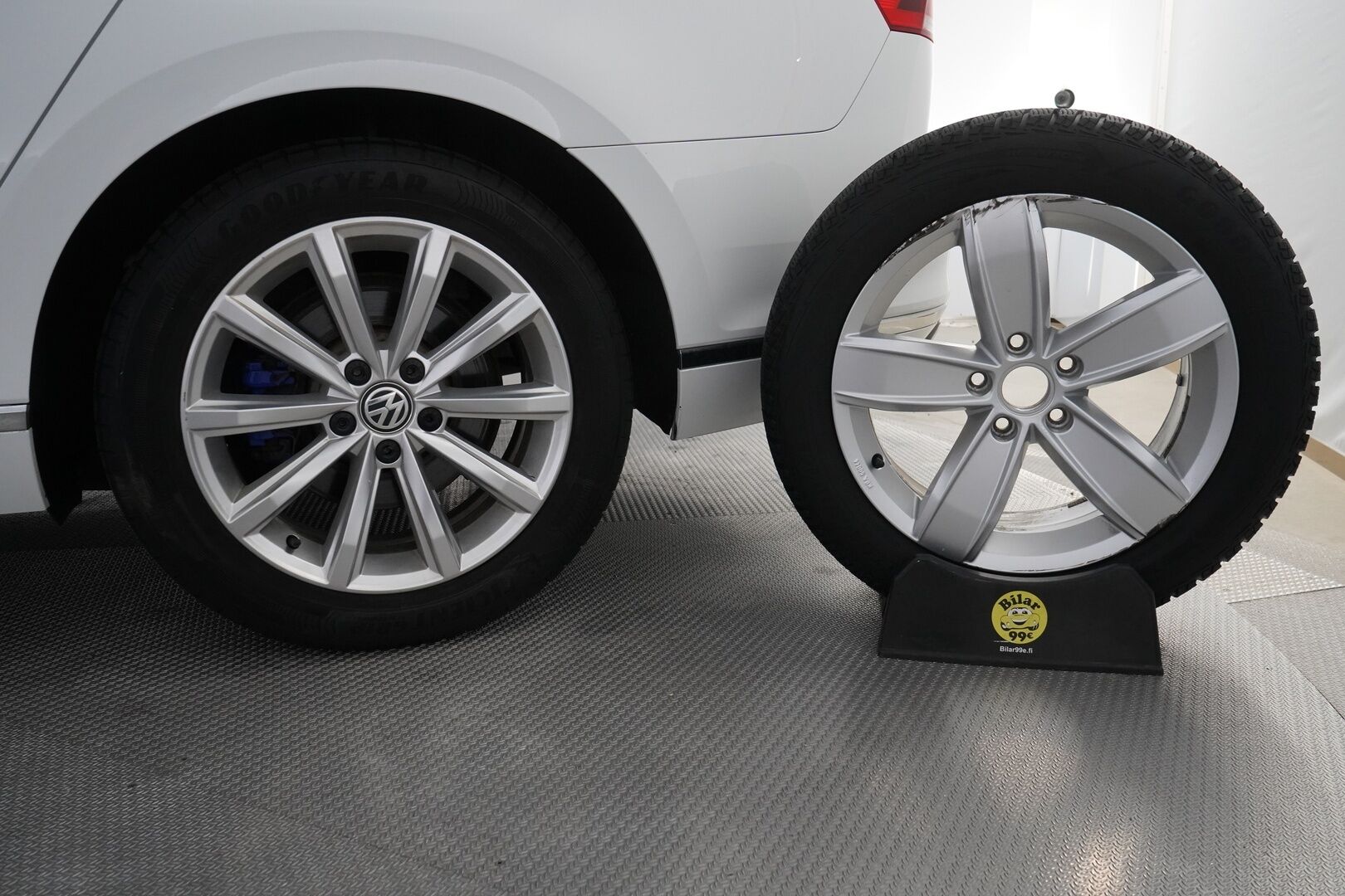 VOLKSWAGEN PASSAT 2020 Variant GTE Plug-In Hybrid 160 kW (218 hv) DSG-automaatti *ACC / Kamera / S.Vetokoukku / Webasto / Keyless* - Kahdet renkaat alumiinivantein / Viimeisin huolto 172tkm / Molemmat laturit
