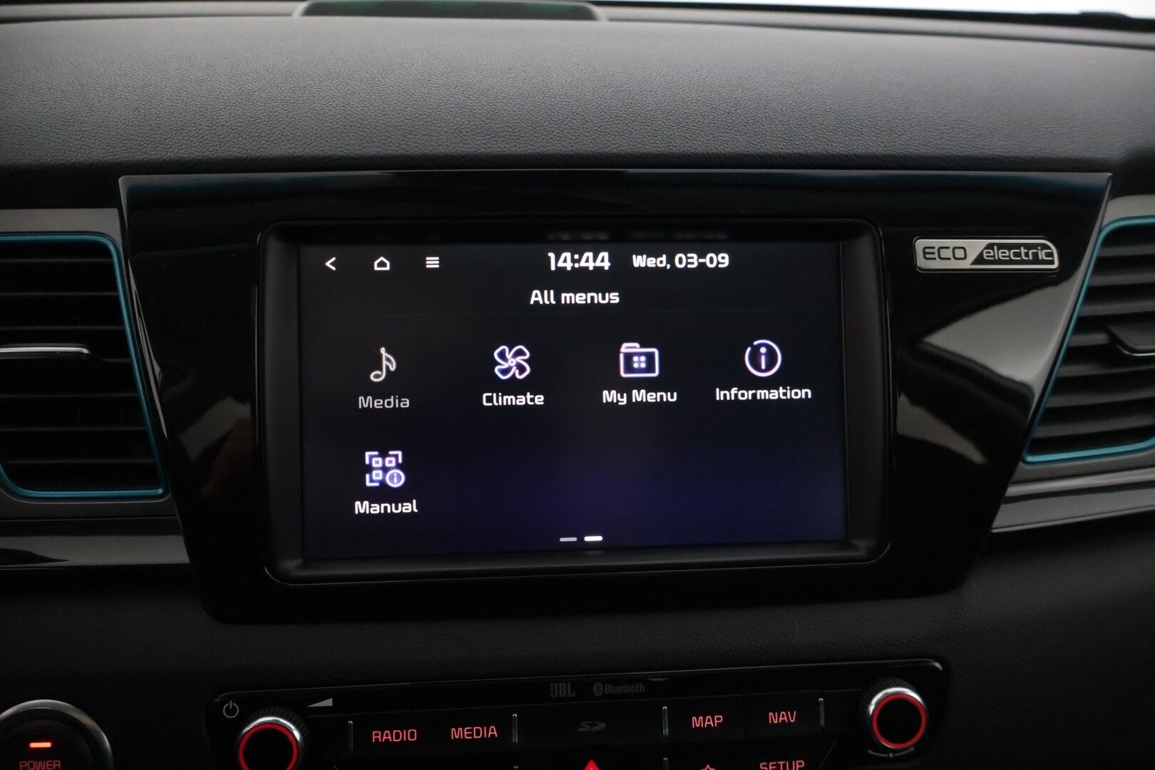 KIA NIRO 2019 64 kWh Advance plus * Keyless Go / Adapt. vakkari / Tuuletetut penkit / Muistipenkki / Peruutuskamera * - *Siistikuntoinen yksilö kattavilla varusteilla! / 2x renkaat&vanteet*