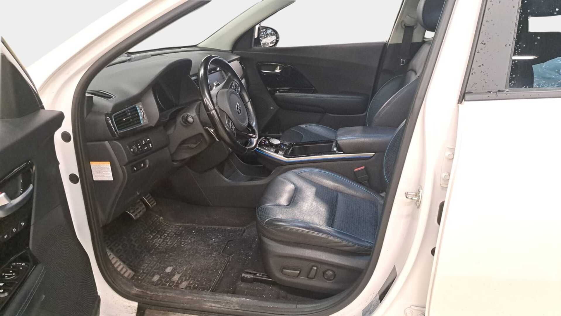 KIA NIRO 2019 64 kWh Advance plus * Keyless Go / Adapt. vakkari / Tuuletetut penkit / Muistipenkki / Peruutuskamera * - *Siistikuntoinen yksilö kattavilla varusteilla! / 2x renkaat&vanteet*