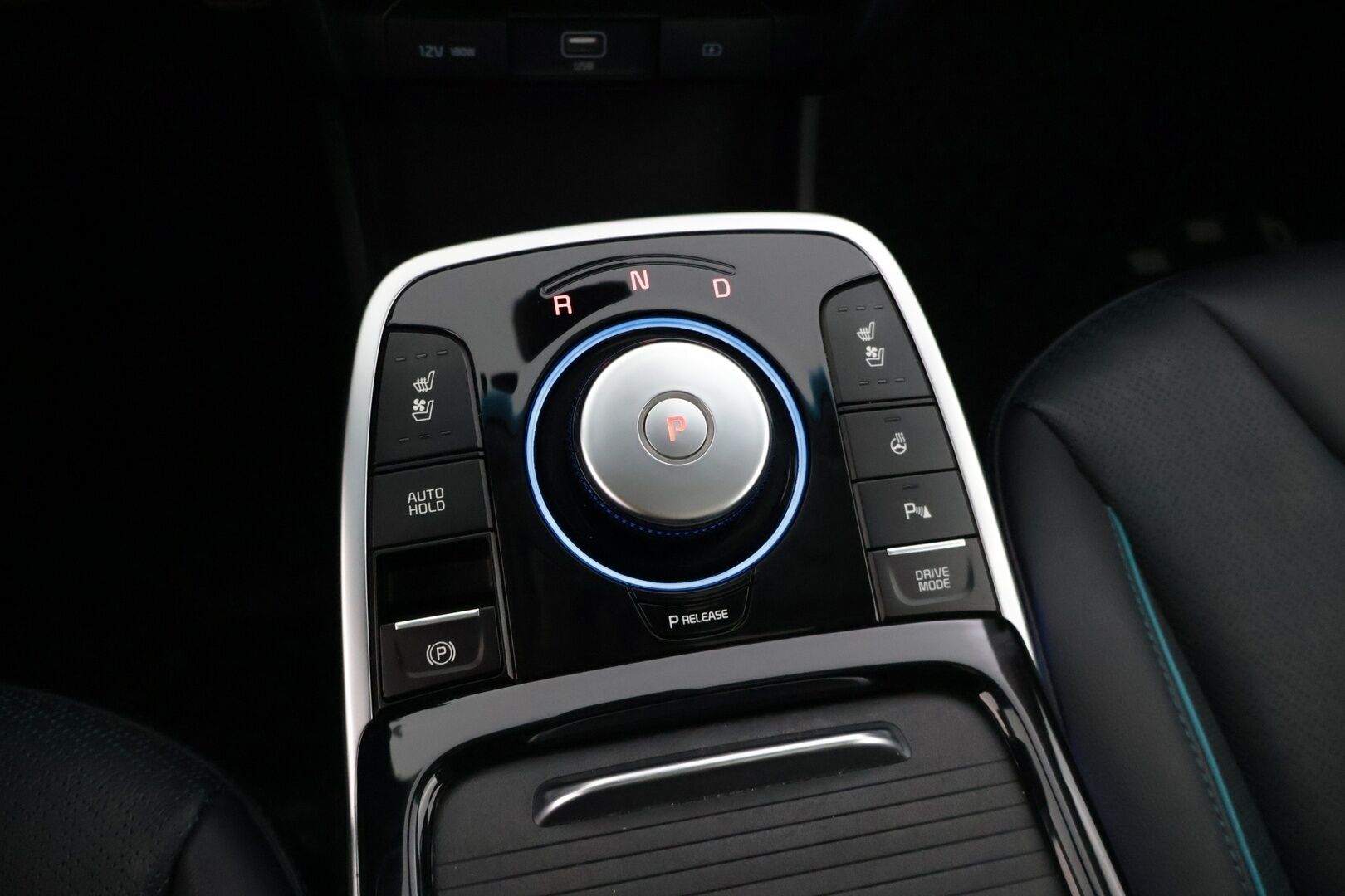 KIA NIRO 2019 64 kWh Advance plus * Keyless Go / Adapt. vakkari / Tuuletetut penkit / Muistipenkki / Peruutuskamera * - *Siistikuntoinen yksilö kattavilla varusteilla! / 2x renkaat&vanteet*