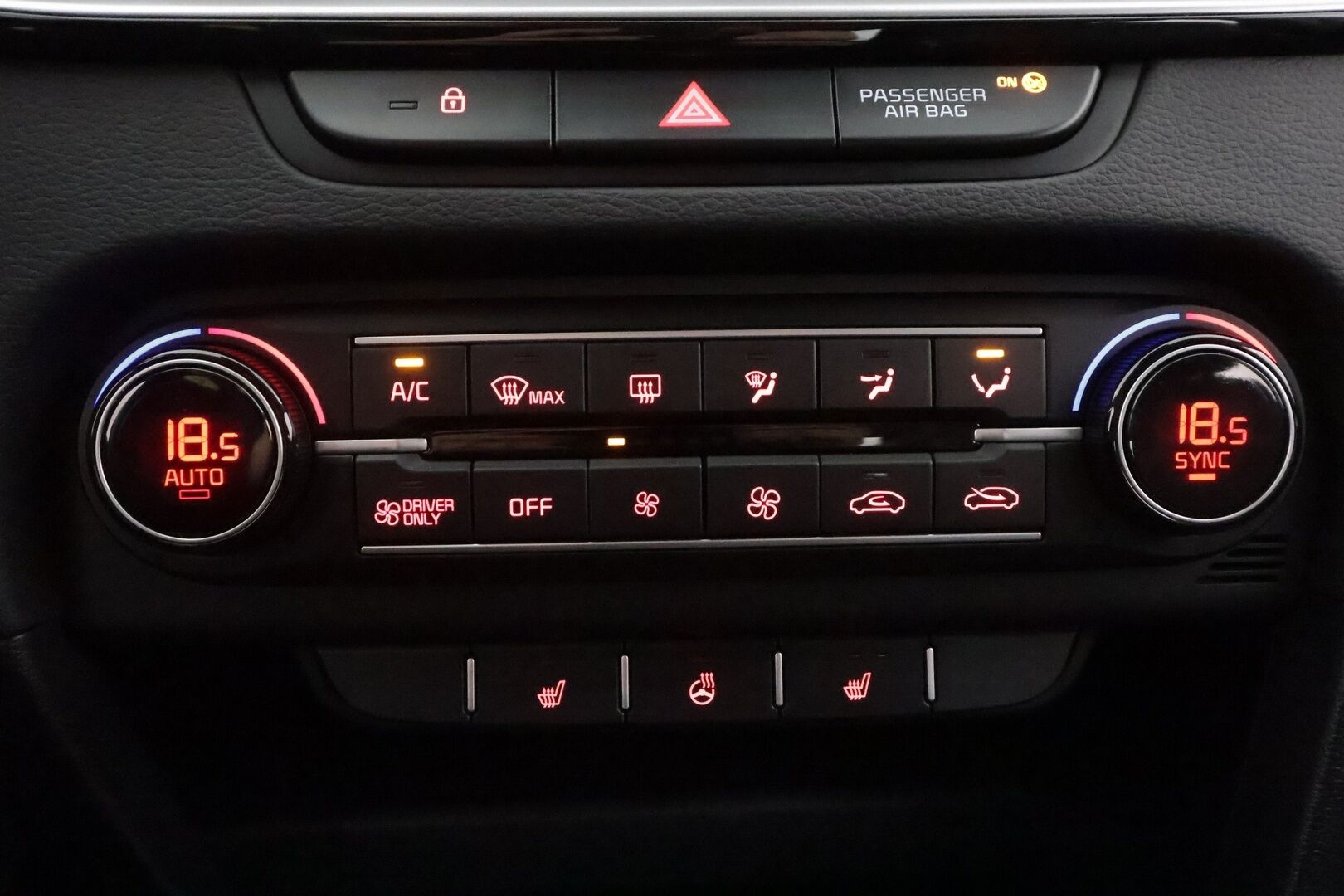 Kia XCeed 2023 1,6 GDI Plug-In Hybrid EX DCT - | ACC | Koukku | Lohko+Sisä | Kaistavahti | P.Kamera | Puolinahat | Ratinlämmitin | LED | Keyless | Apple&Android | Suomi-auto | Kahdet renkaat aluvanteilla |