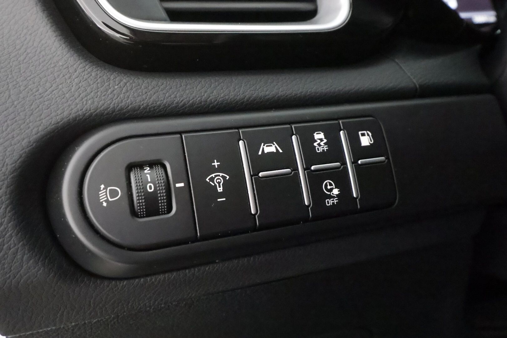 Kia XCeed 2023 1,6 GDI Plug-In Hybrid EX DCT - | ACC | Koukku | Lohko+Sisä | Kaistavahti | P.Kamera | Puolinahat | Ratinlämmitin | LED | Keyless | Apple&Android | Suomi-auto | Kahdet renkaat aluvanteilla |