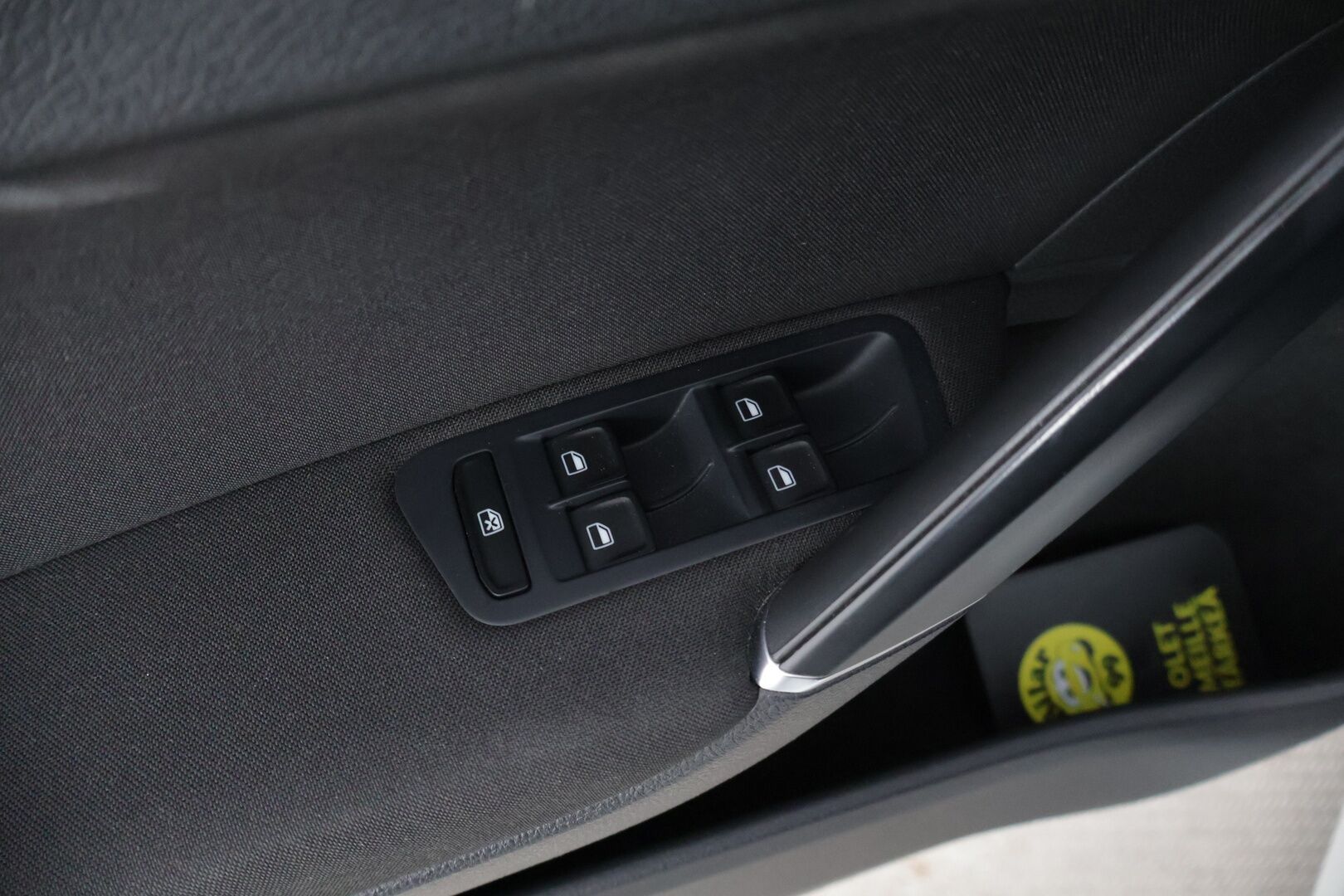 Volkswagen Golf 2015 GOLF Farmari (AC) 4ov A * / Adapt.vakkari / Tutkat / Navi / Todella hyvä yksilö! / * - Juuri katsastettu ja hyvällä pidolla pysynyt yksilö!! Kahdet hyvät merkkirenkaat! Juuri huollettu! Lämmitettävä tuulilasi sekä sivupeilit! 