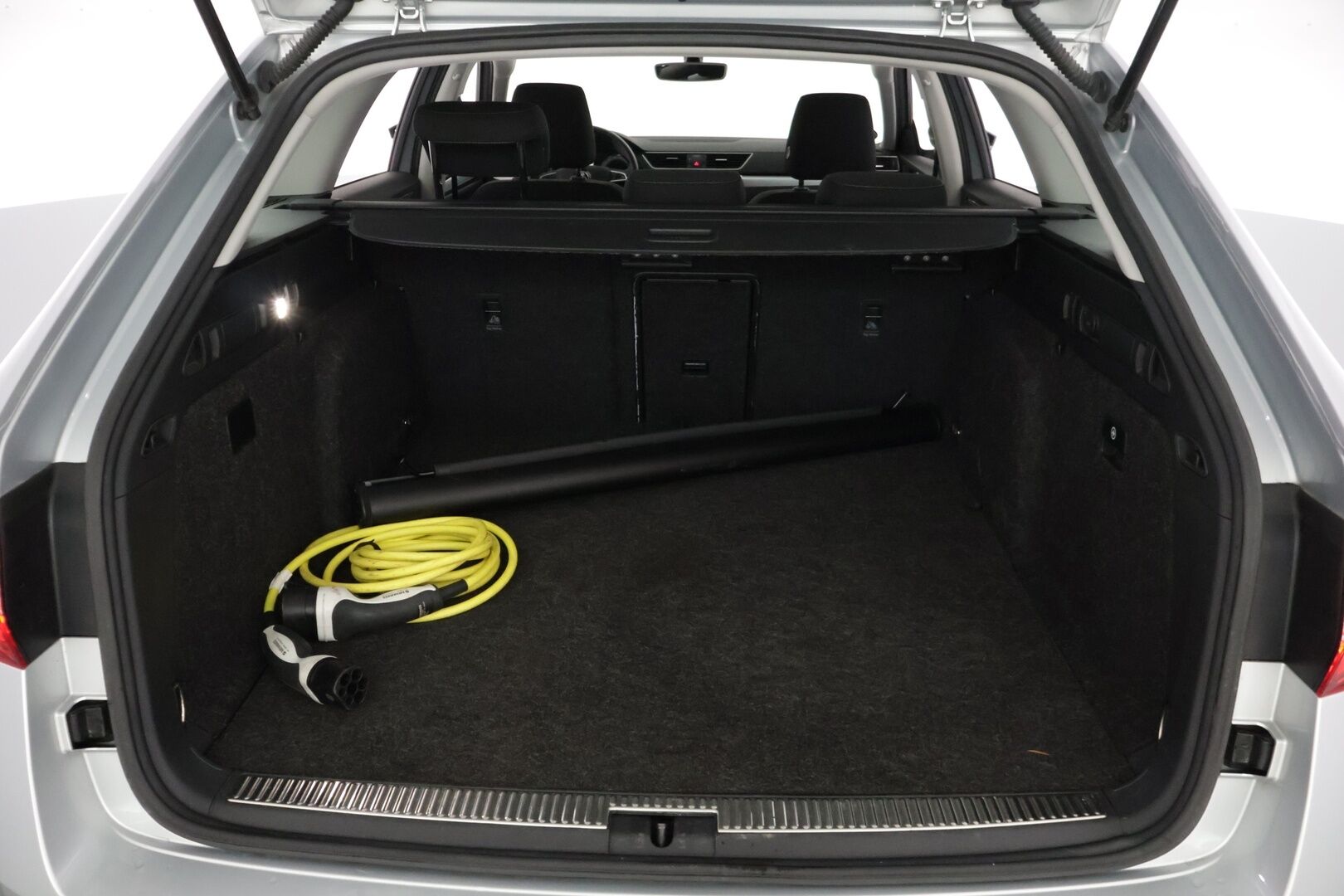 SKODA SUPERB 2020 Combi 1,4 TSI PHEV Ambition iV DSG Autom.**Navi / Tutkat / Led / App Connect!* - *Taloudellinen / Tilava / Mukava* - HULLUT JOULUT KORKOTARJOUS 2,49% 