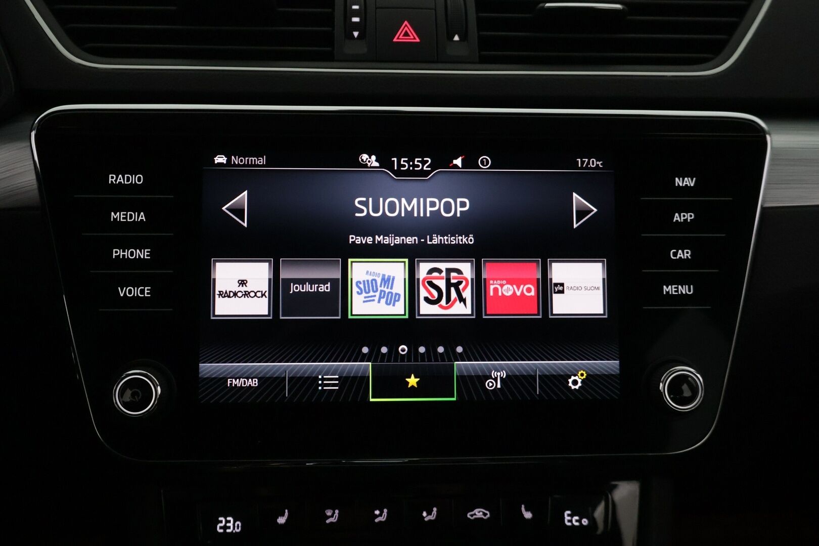 SKODA SUPERB 2020 Combi 1,4 TSI PHEV Ambition iV DSG Autom.**Navi / Tutkat / Led / App Connect!* - *Taloudellinen / Tilava / Mukava* - HULLUT JOULUT KORKOTARJOUS 2,49% 