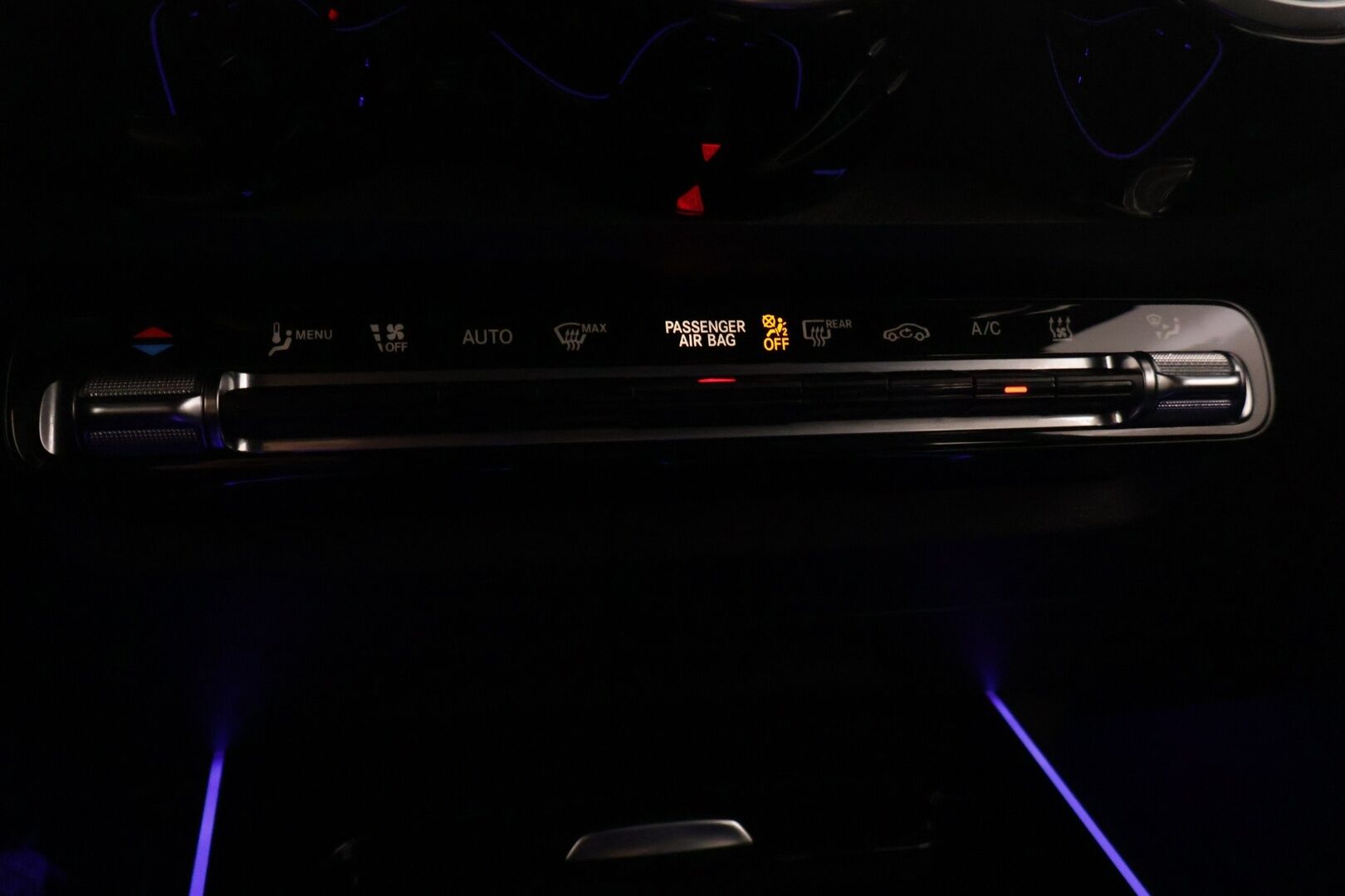 Mercedes-Benz EQB 2023 300 4MATIC Business - | Distronic + | Keyless | P-Kamera | 7-Paikkainen | ALV | Akku kuntotarkastettu