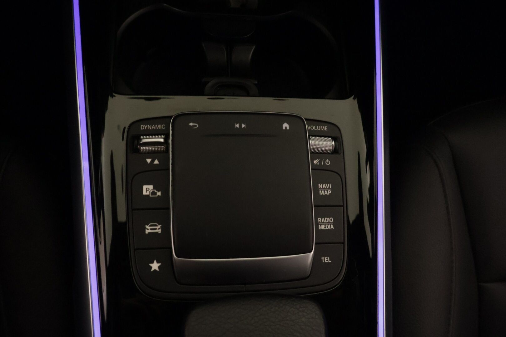 Mercedes-Benz EQB 2023 300 4MATIC Business - | Distronic + | Keyless | P-Kamera | 7-Paikkainen | ALV | Akku kuntotarkastettu