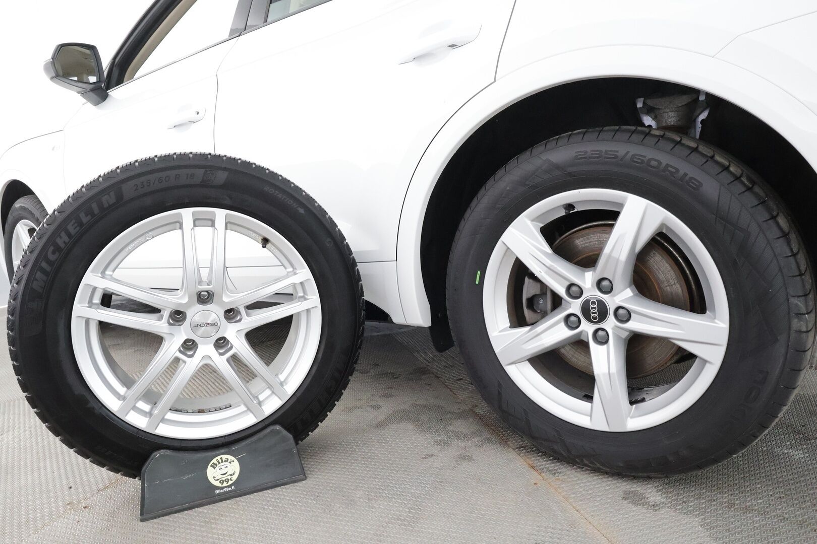 Audi Q5 2023 S line 50 TFSI e 220 kW quattro S tronic - | ACC | Koukku | Muistipenkki | Sporttinahat | Matrix | Ilma-alusta | Ambient light | Active Lane Assist | BSM | P.kamera | 1-om suomiauto | Merkkihuollot |