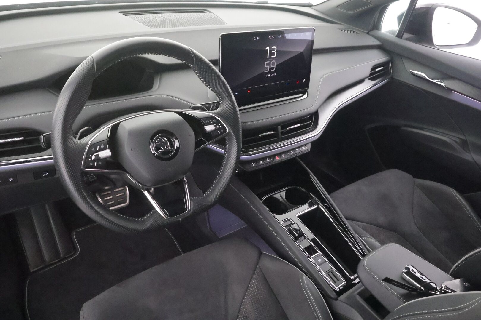 Skoda Enyaq 2023 80 SportLine iV - | ILP | Koukku | ACC | Matrix-LED | P.Kamera | Muistipenkki | Navi | Kaistavahti | Keyless | Merkkihuollot | Kahdet renkaat | Suomi-auto |