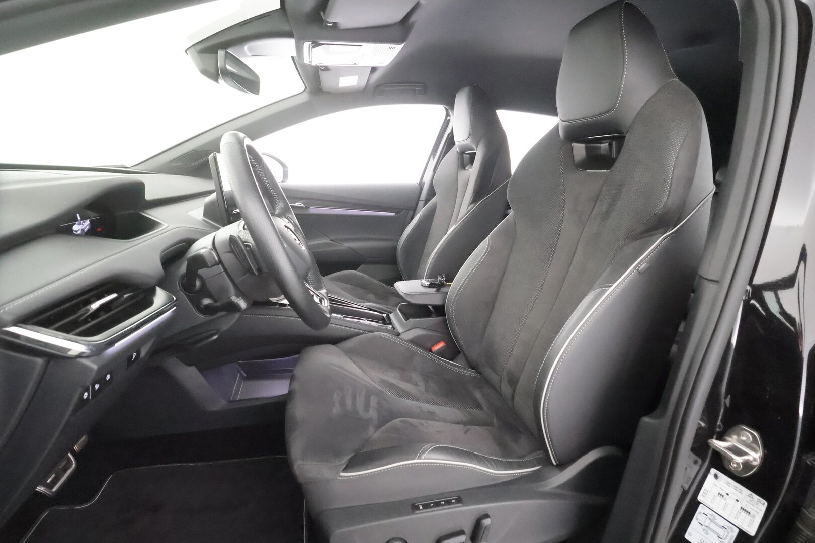 Skoda Enyaq 2023 80 SportLine iV - | ILP | Koukku | ACC | Matrix-LED | P.Kamera | Muistipenkki | Navi | Kaistavahti | Keyless | Merkkihuollot | Kahdet renkaat | Suomi-auto |
