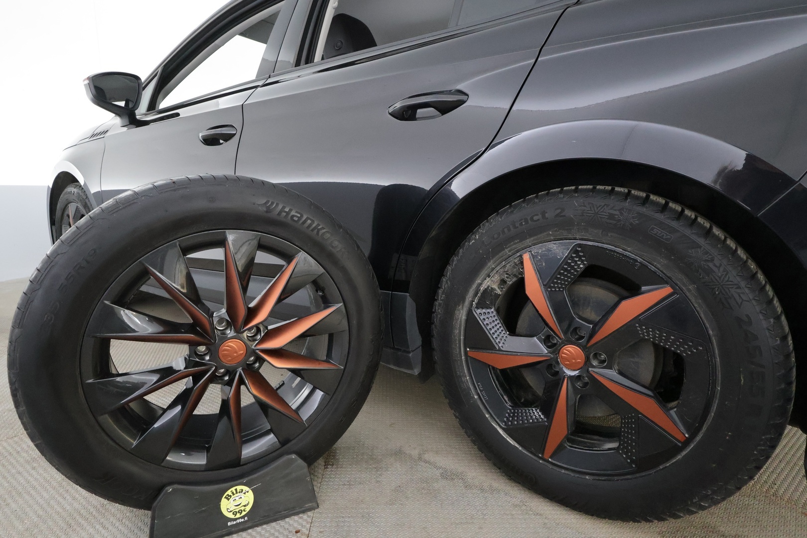 Skoda Enyaq 2023 60 iV * ACC / LED / Koukku / ILP / P.Kamera / Muistipenkki / Apple&Android / Keyless * - Merkkihuollot / Akku kuntotarkastettu / Kahdet renkaat aluvanteilla / Suomi-auto