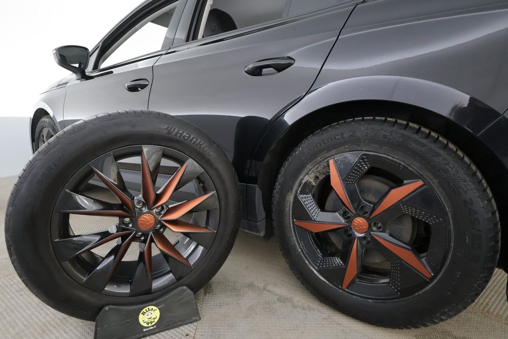 Skoda Enyaq 2023 60 iV * ACC / LED / Koukku / ILP / P.Kamera / Muistipenkki / Apple&Android / Keyless * - Merkkihuollot / Akku kuntotarkastettu / Kahdet renkaat aluvanteilla / Suomi-auto