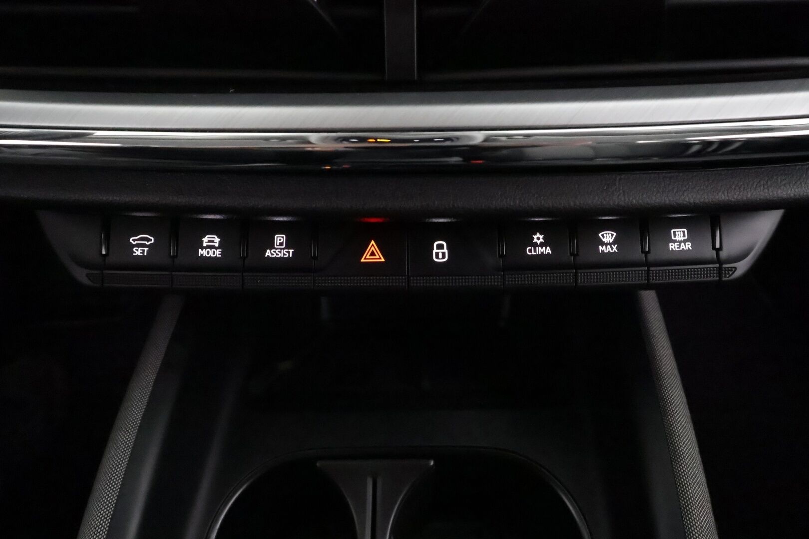 Skoda Enyaq 2023 60 iV * ACC / LED / Koukku / ILP / P.Kamera / Muistipenkki / Apple&Android / Keyless * - Merkkihuollot / Akku kuntotarkastettu / Kahdet renkaat aluvanteilla / Suomi-auto