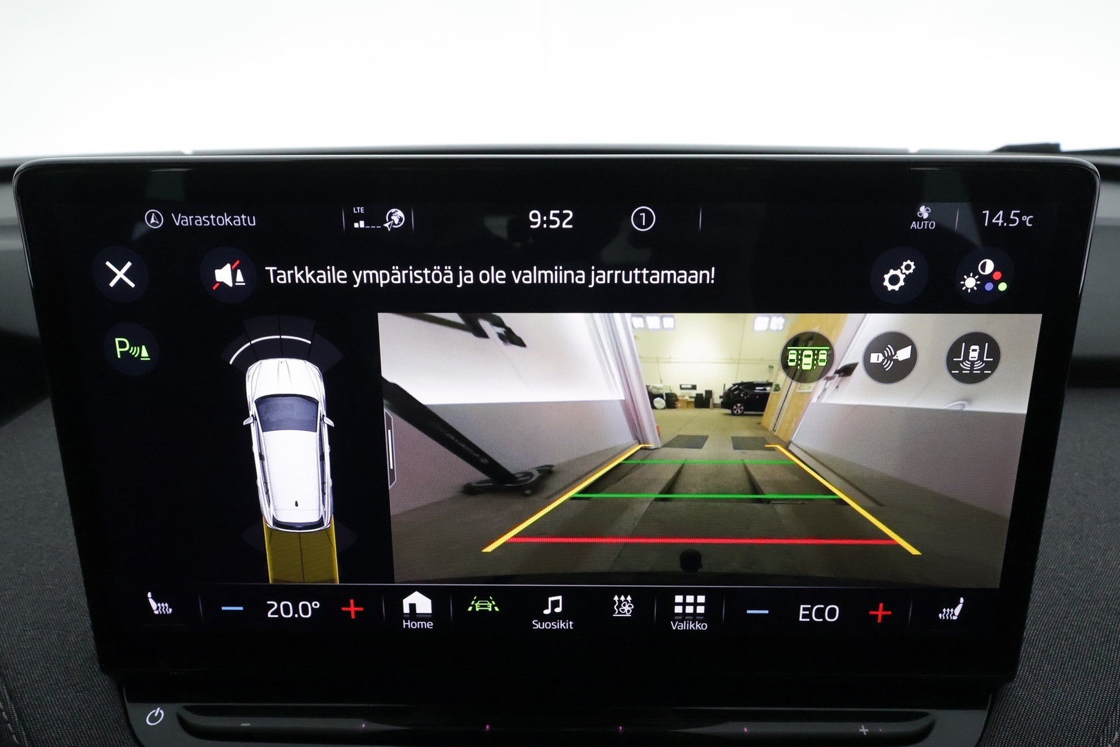 Skoda Enyaq 2023 60 iV * ACC / LED / Koukku / ILP / P.Kamera / Muistipenkki / Apple&Android / Keyless * - Merkkihuollot / Akku kuntotarkastettu / Kahdet renkaat aluvanteilla / Suomi-auto