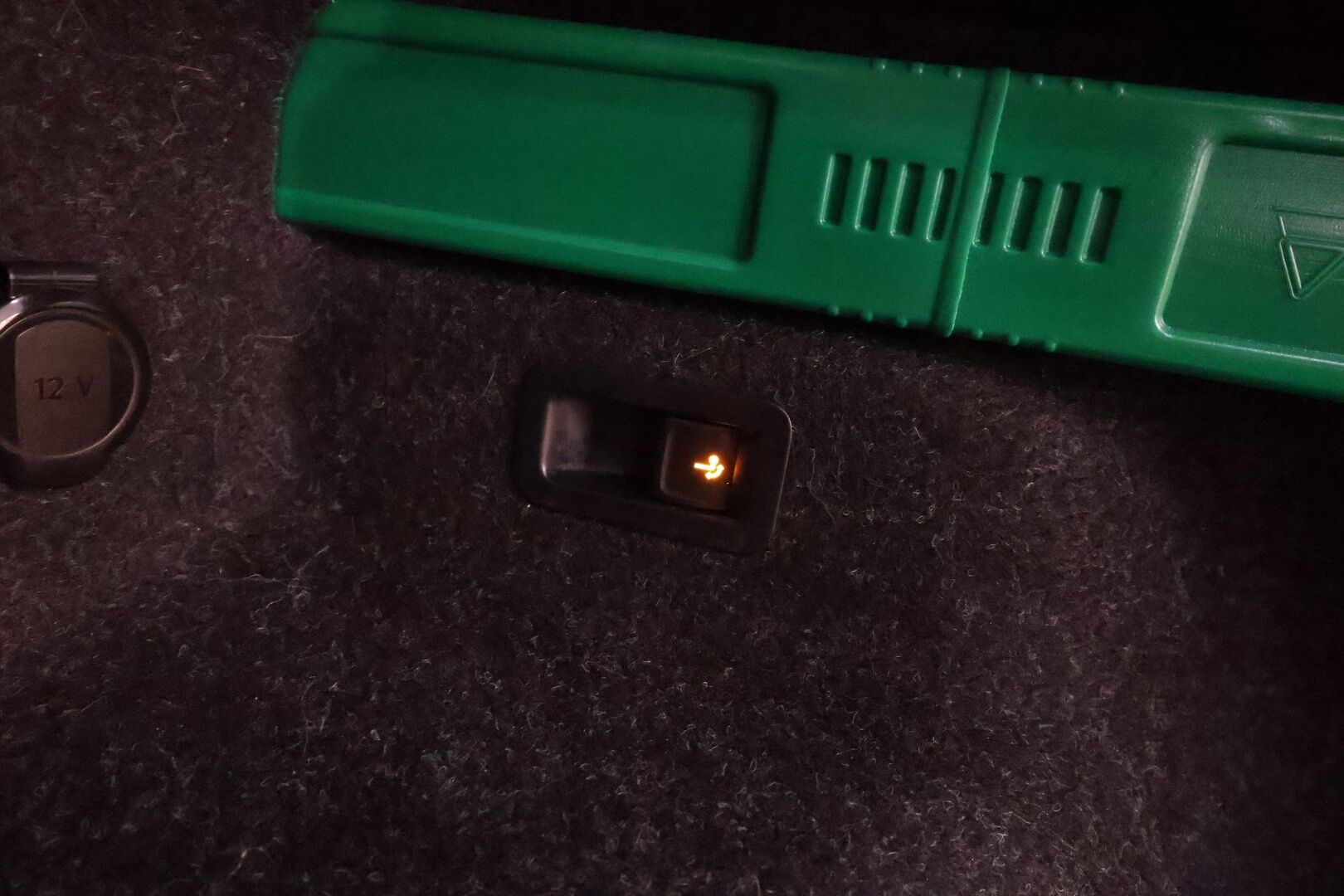 Skoda Enyaq 2023 60 iV * ACC / LED / Koukku / ILP / P.Kamera / Muistipenkki / Apple&Android / Keyless * - Merkkihuollot / Akku kuntotarkastettu / Kahdet renkaat aluvanteilla / Suomi-auto