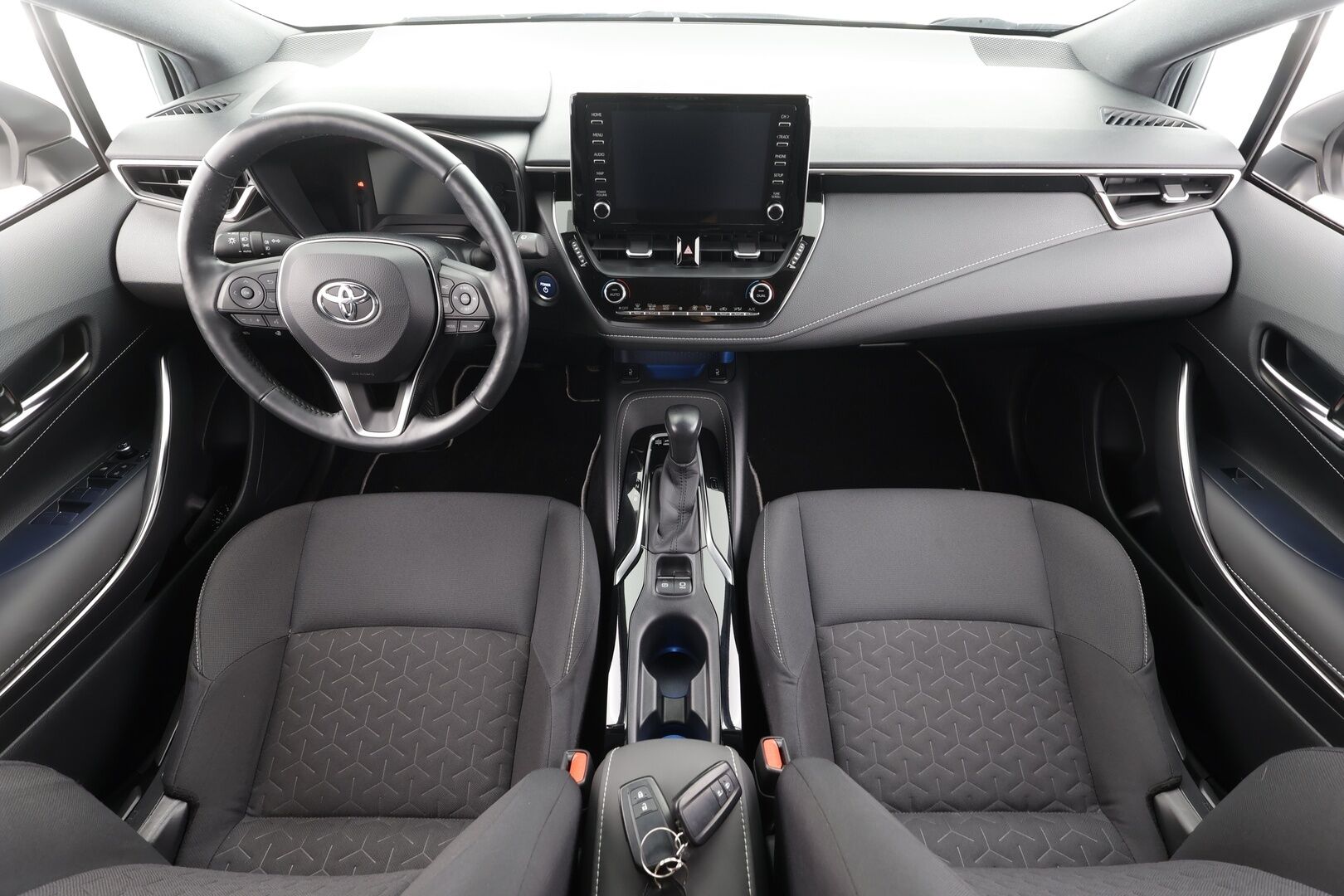 Toyota Corolla 2020 Touring Sports 1,8 Hybrid Style - | ACC | LED | P.Kamera | Kaistavahti | Apple&Android | Ratinlämmitys | Merkkihuollot | Kahdet renkaat | 