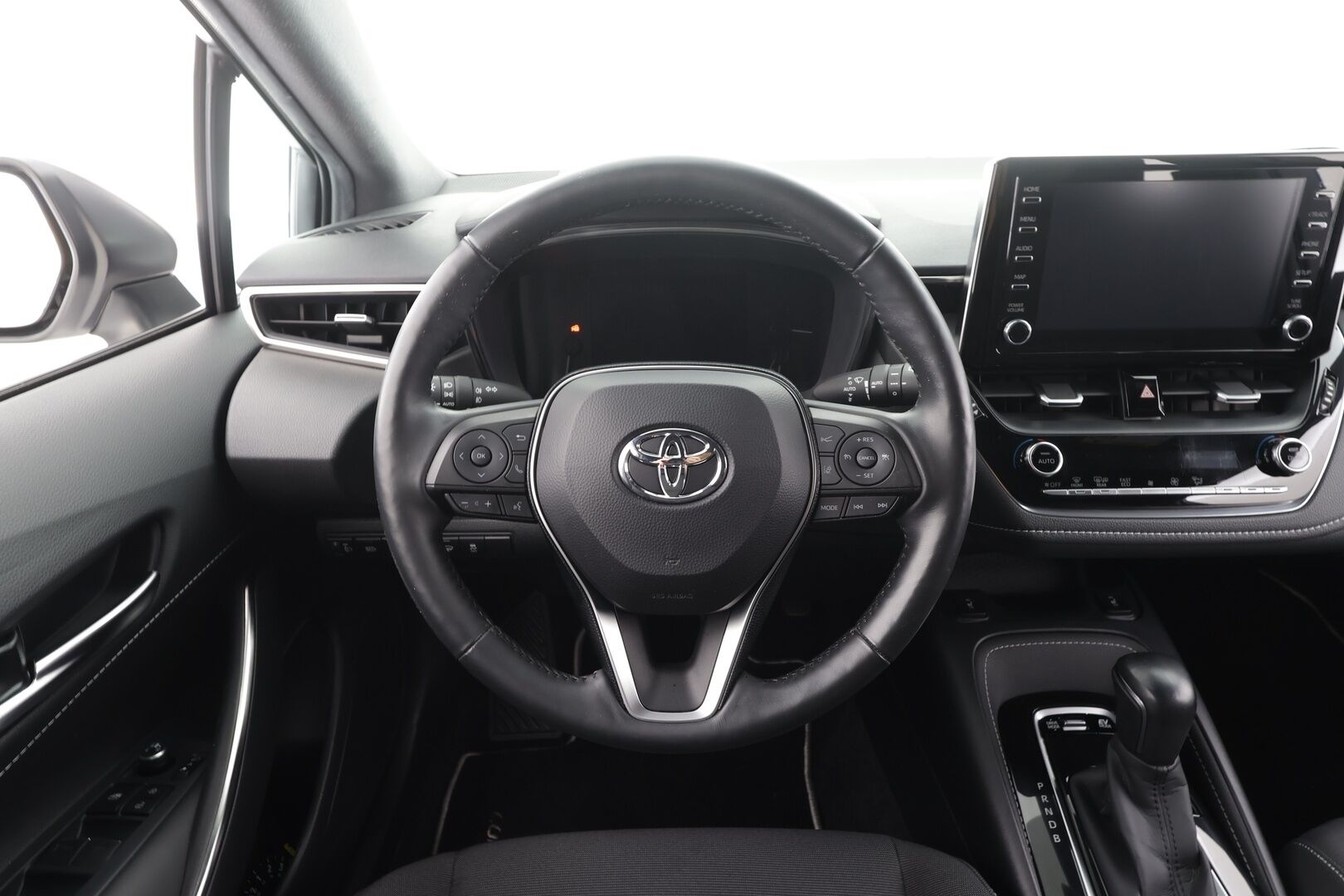 Toyota Corolla 2020 Touring Sports 1,8 Hybrid Style - | ACC | LED | P.Kamera | Kaistavahti | Apple&Android | Ratinlämmitys | Merkkihuollot | Kahdet renkaat | 