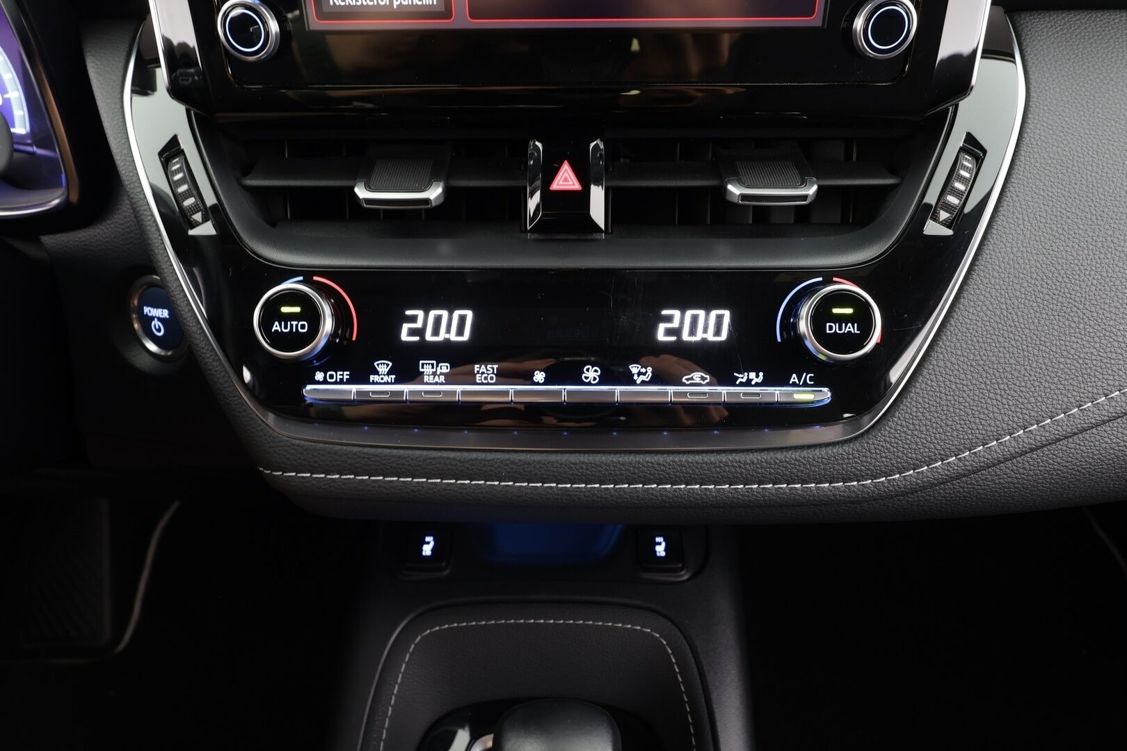 Toyota Corolla 2020 Touring Sports 1,8 Hybrid Style - | ACC | LED | P.Kamera | Kaistavahti | Apple&Android | Ratinlämmitys | Merkkihuollot | Kahdet renkaat | 