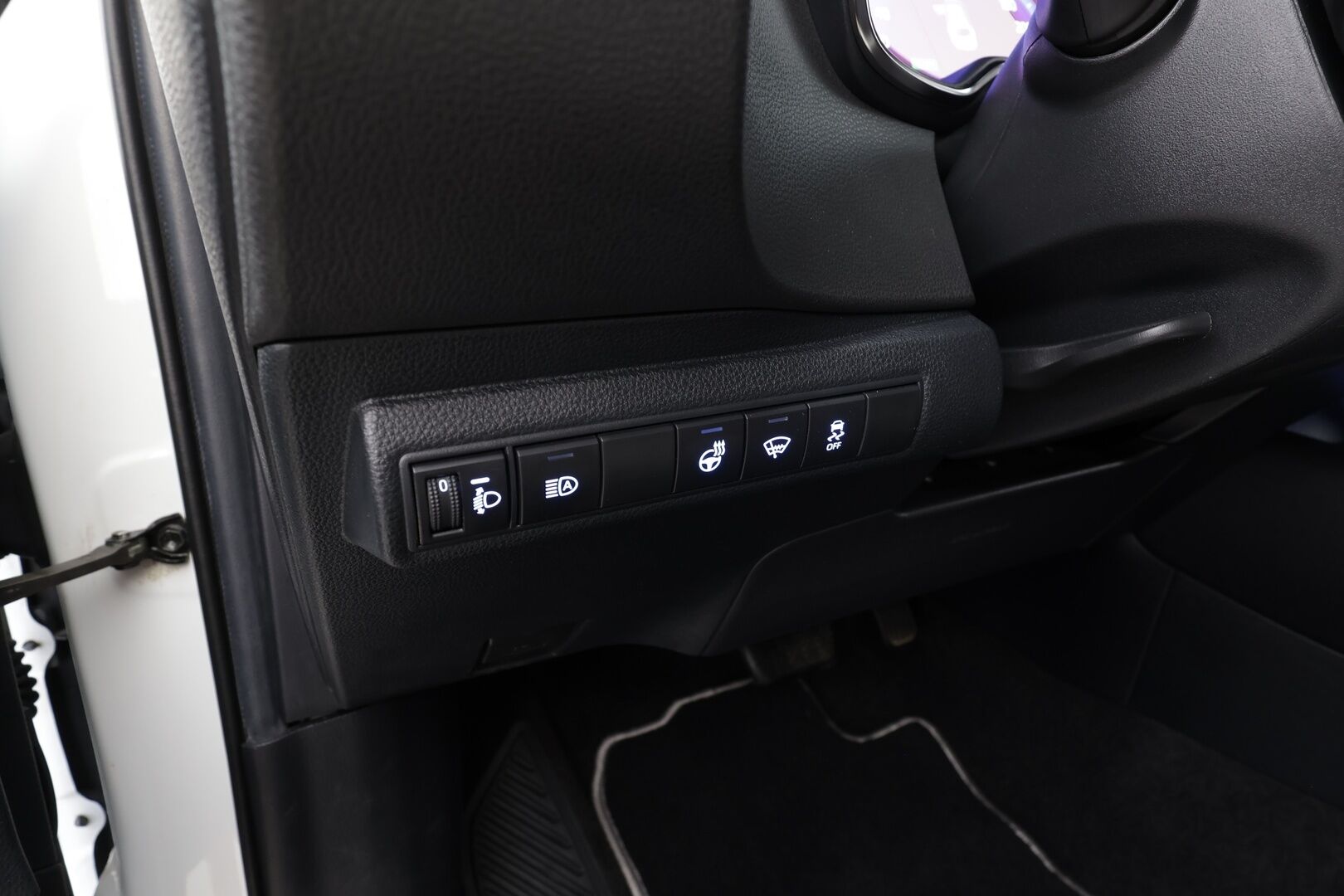 Toyota Corolla 2020 Touring Sports 1,8 Hybrid Style - | ACC | LED | P.Kamera | Kaistavahti | Apple&Android | Ratinlämmitys | Merkkihuollot | Kahdet renkaat | 